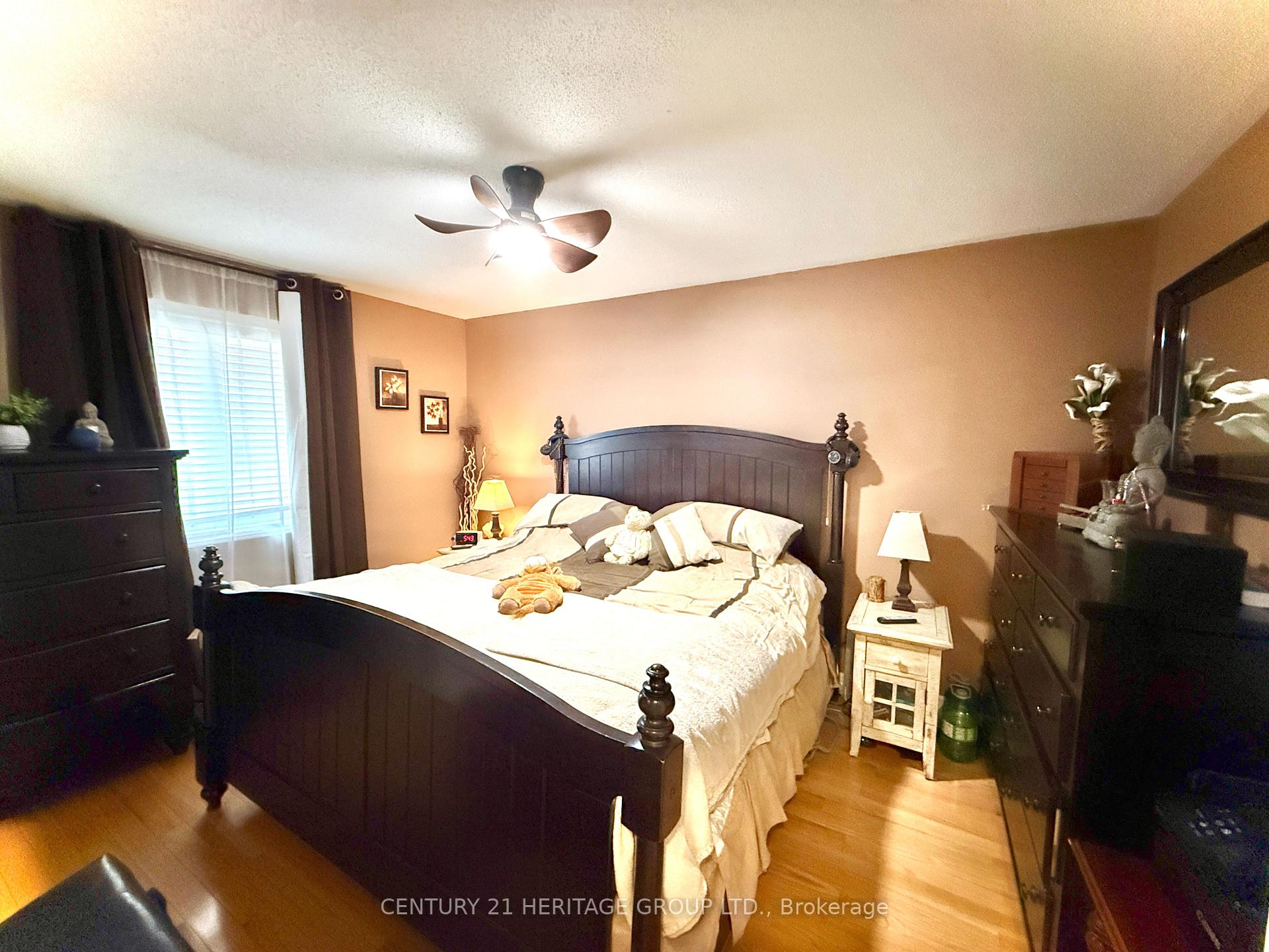 Photo 10 of 16 Eakins Crescent, Kawartha Lakes, Lindsay — HOMEH