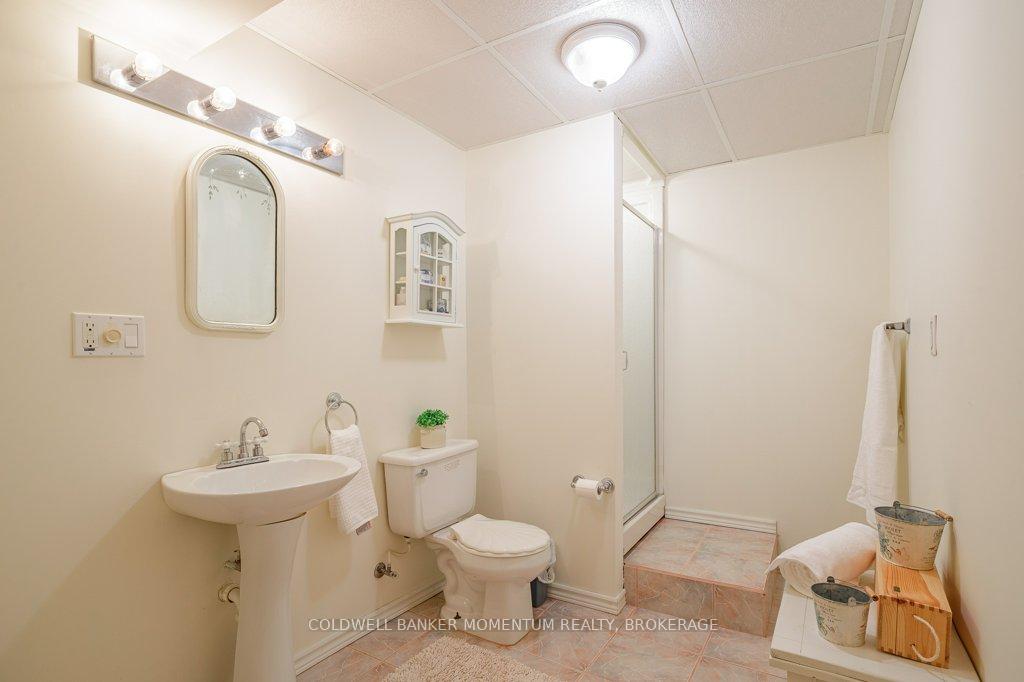 Photo 30 of 43 Silvercrest Court, Thorold, Confederation Heights — HOMEH