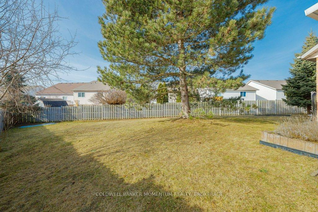 Photo 36 of 43 Silvercrest Court, Thorold, Confederation Heights — HOMEH