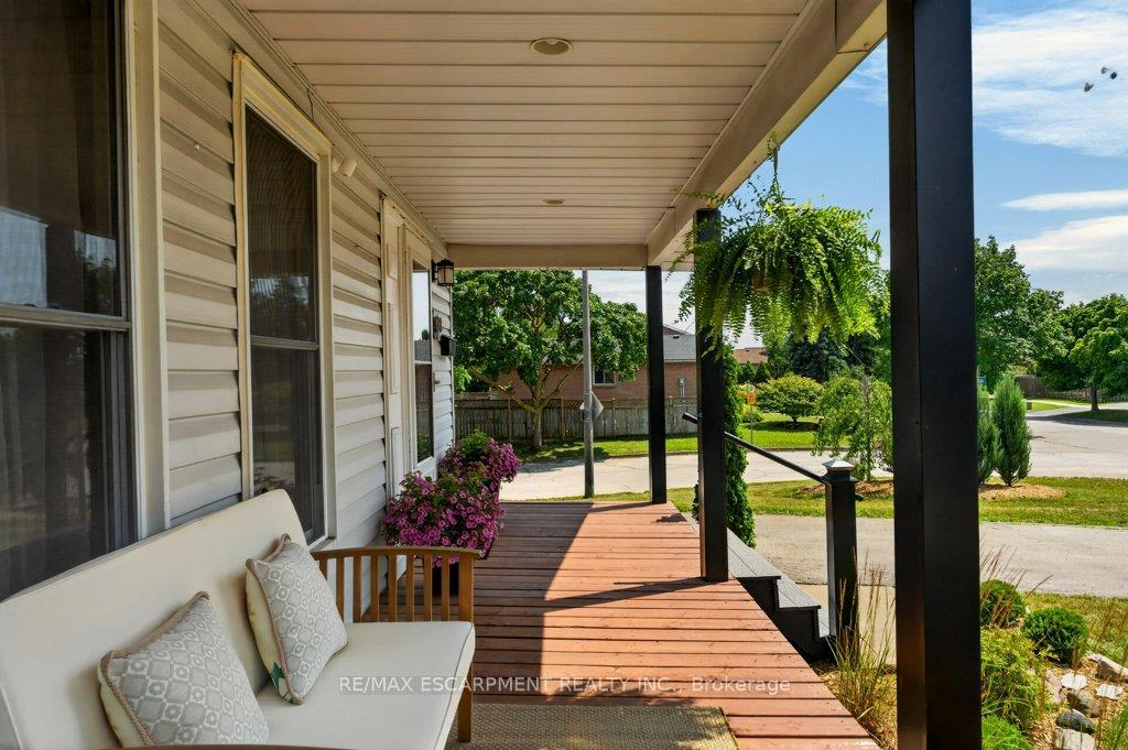 Photo 5 of 88 Commerford Street, Thorold, Confederation Heights — HOMEH