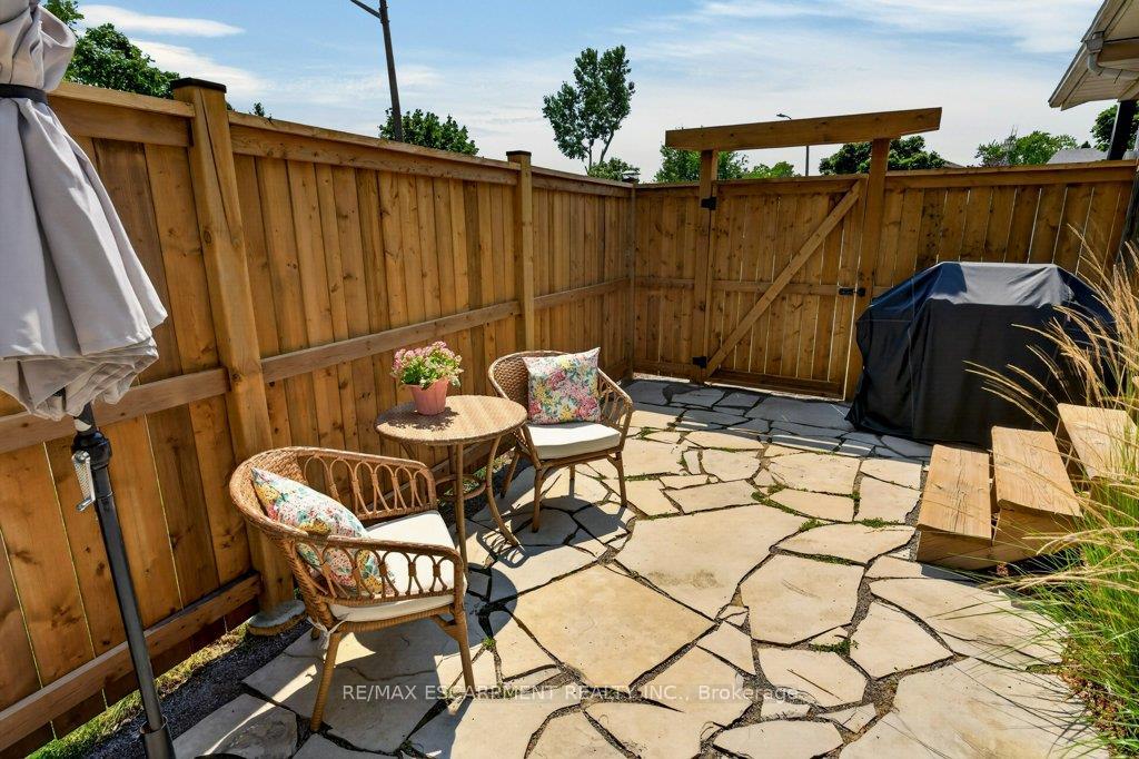 Photo 32 of 88 Commerford Street, Thorold, Confederation Heights — HOMEH