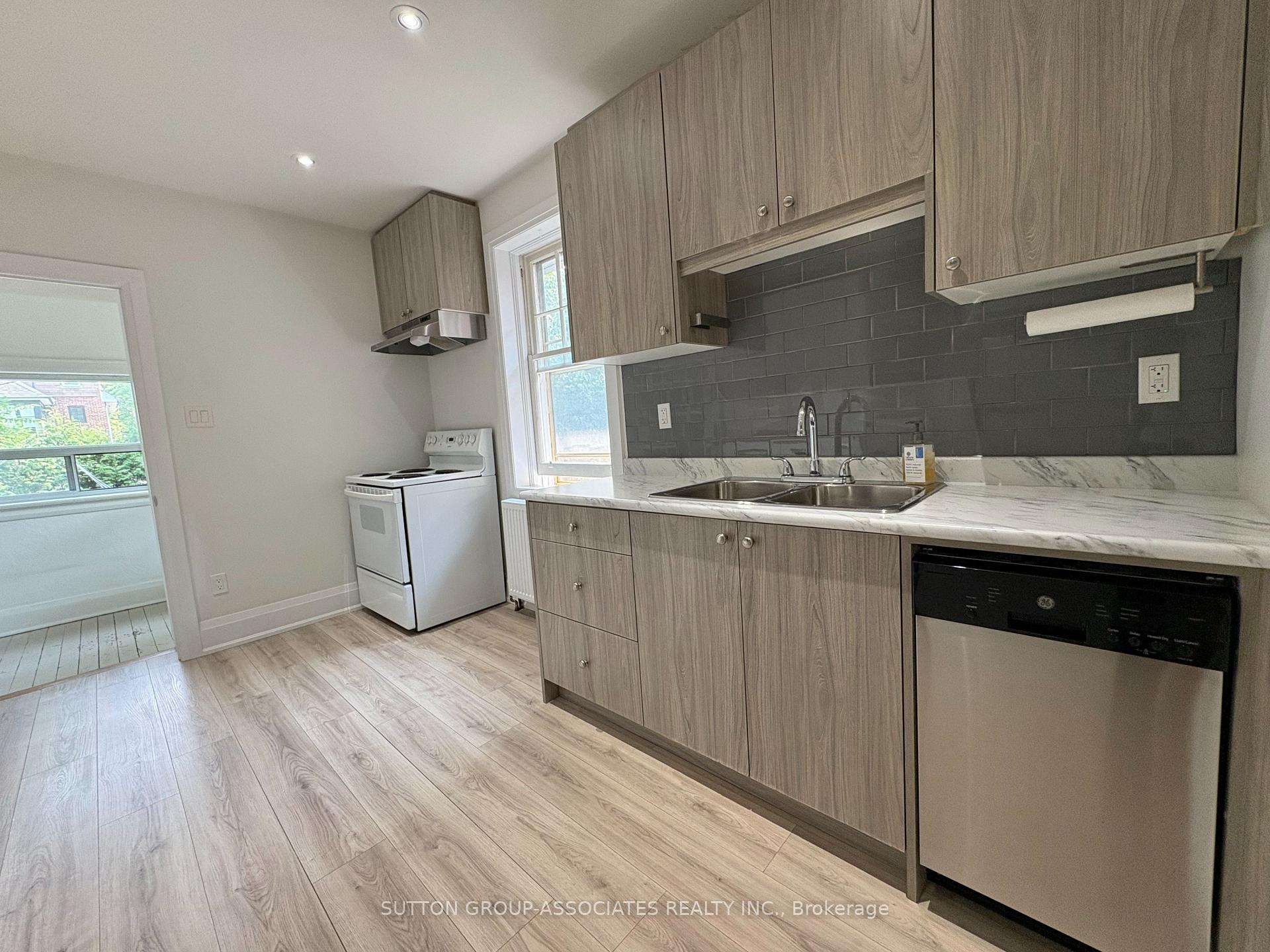 Photo 8 of Unit Upper, 191 Arlington Avenue, Toronto, Humewood-Cedarvale — HOMEH