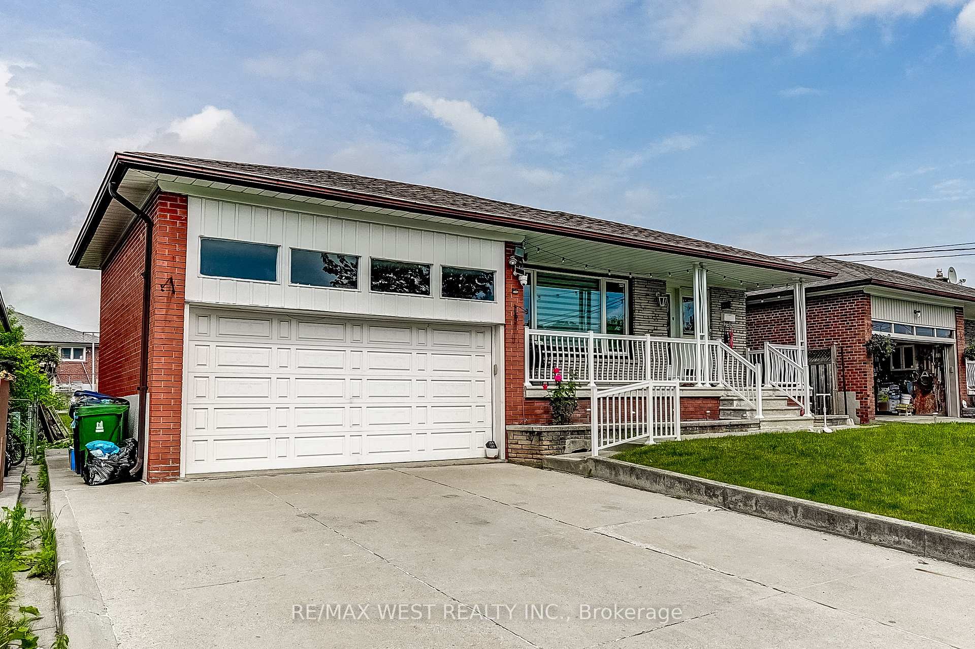 Photo 50 of 19 Archway Crescent, North York, Humbermede — HOMEH