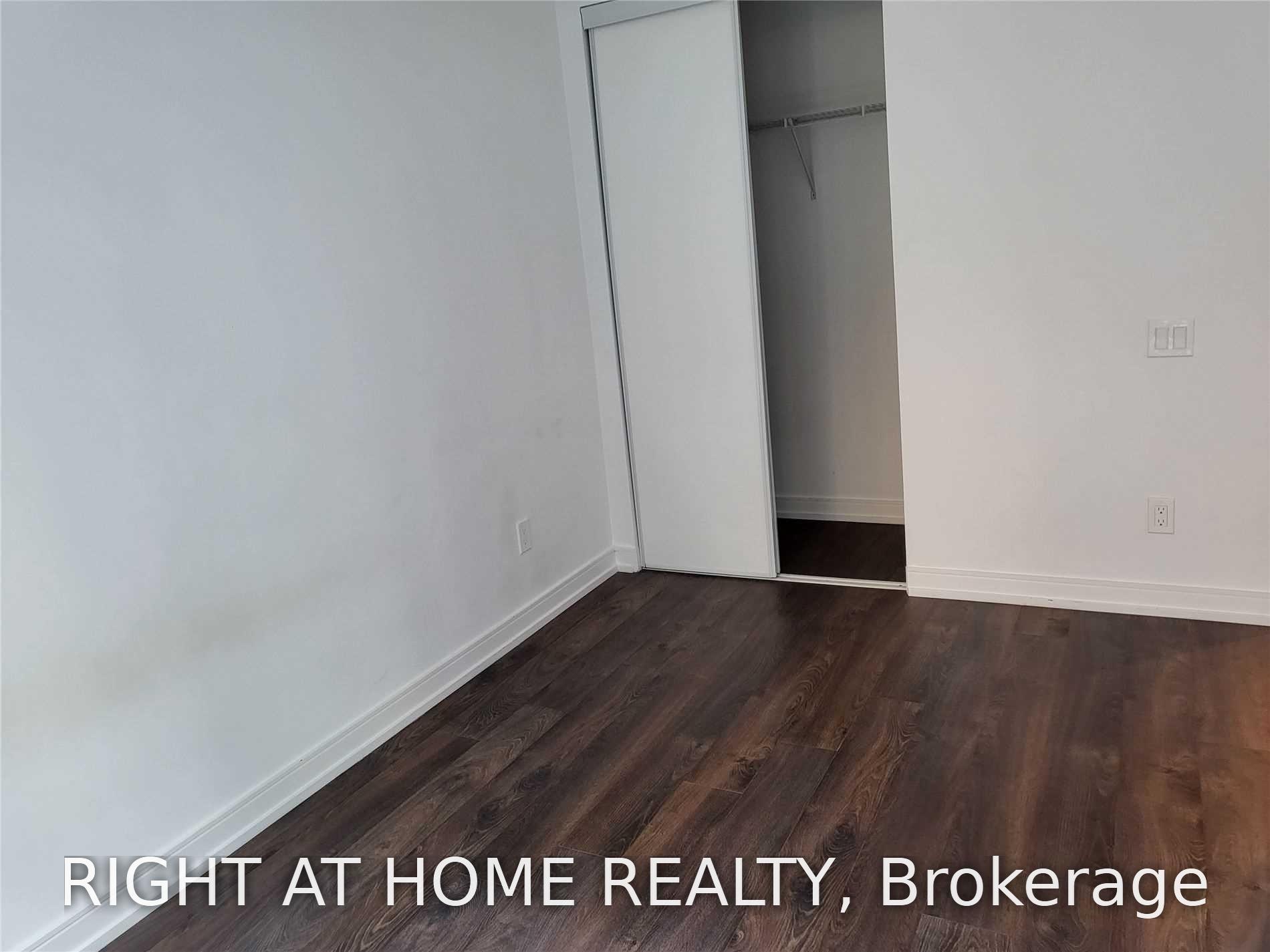 Photo 6 of Unit 207, 28 Wellesley Street E, Toronto, Church-Yonge Corridor — HOMEH