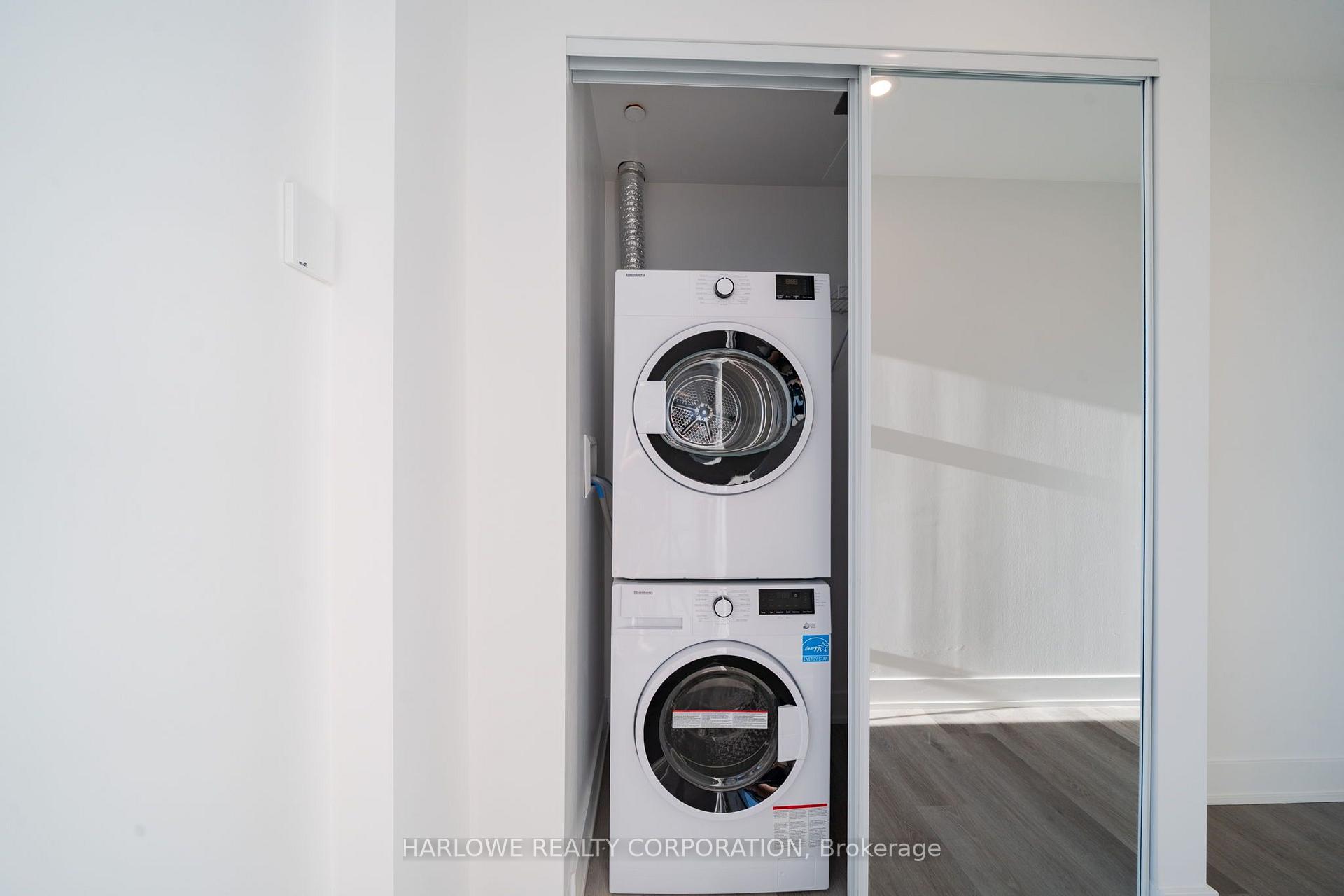 Photo 5 of Unit 644, 500 Upper Wellington Street, Hamilton, Centremount — HOMEH