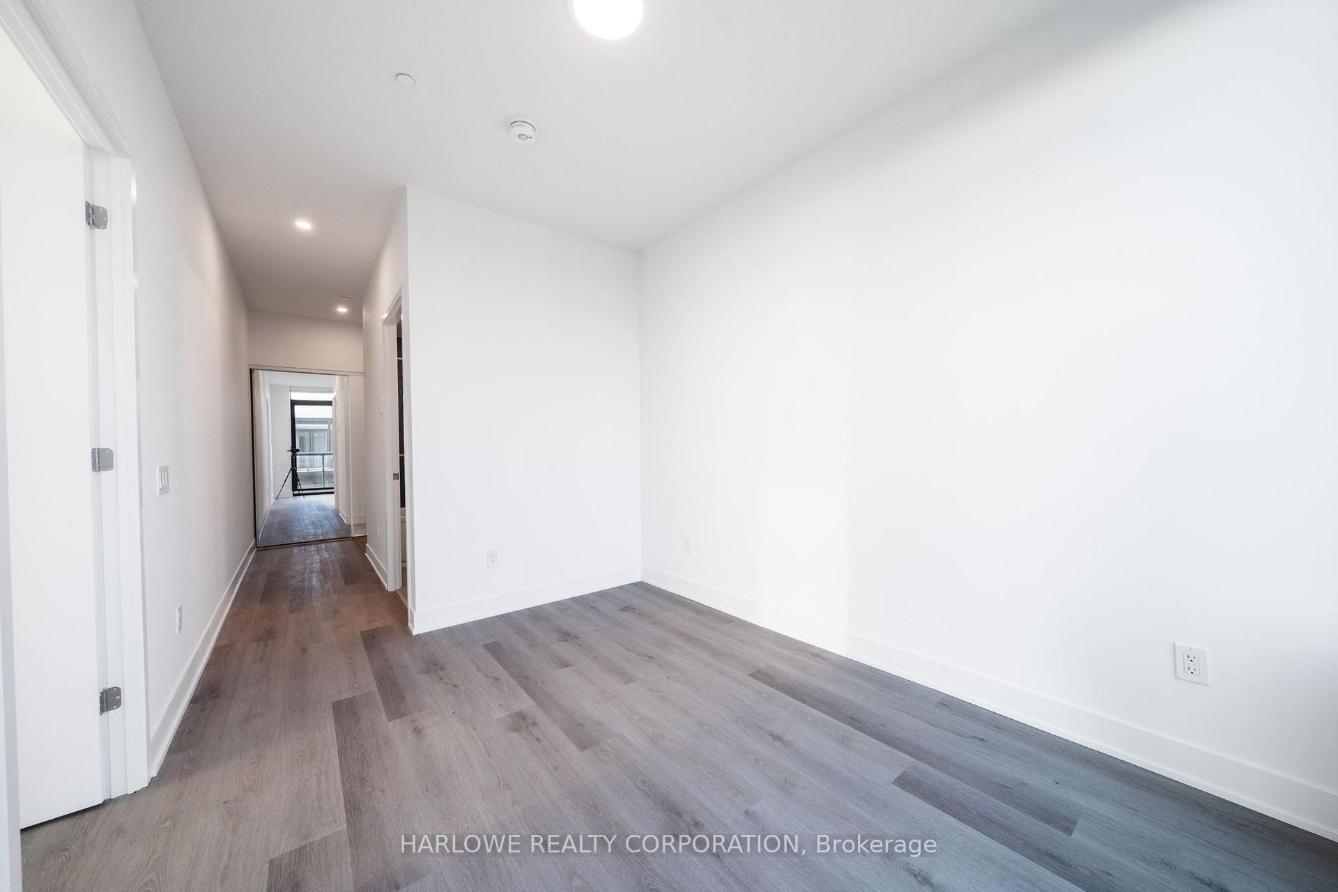 Photo 16 of Unit 644, 500 Upper Wellington Street, Hamilton, Centremount — HOMEH