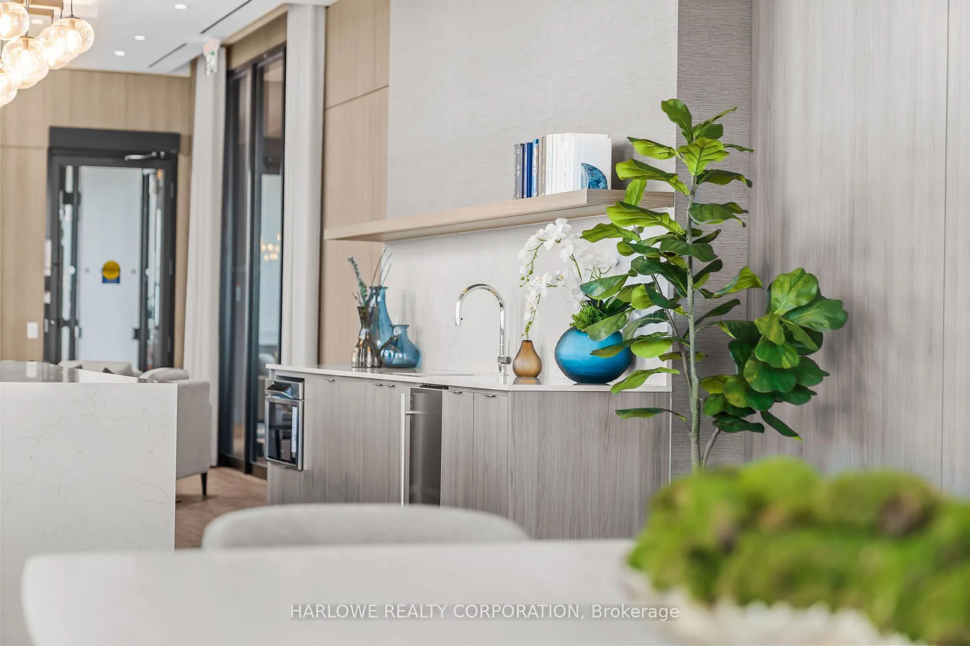 Photo 45 of Unit 644, 500 Upper Wellington Street, Hamilton, Centremount — HOMEH