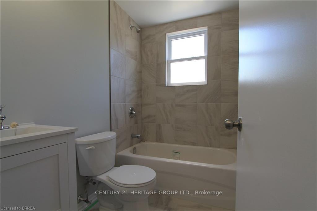 Photo 13 of Unit 7, 116 King Edward Avenue, London, South I — HOMEH