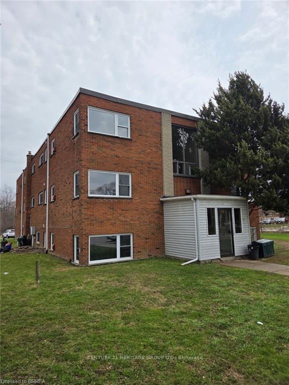 Photo of Unit 7, 116 King Edward Avenue