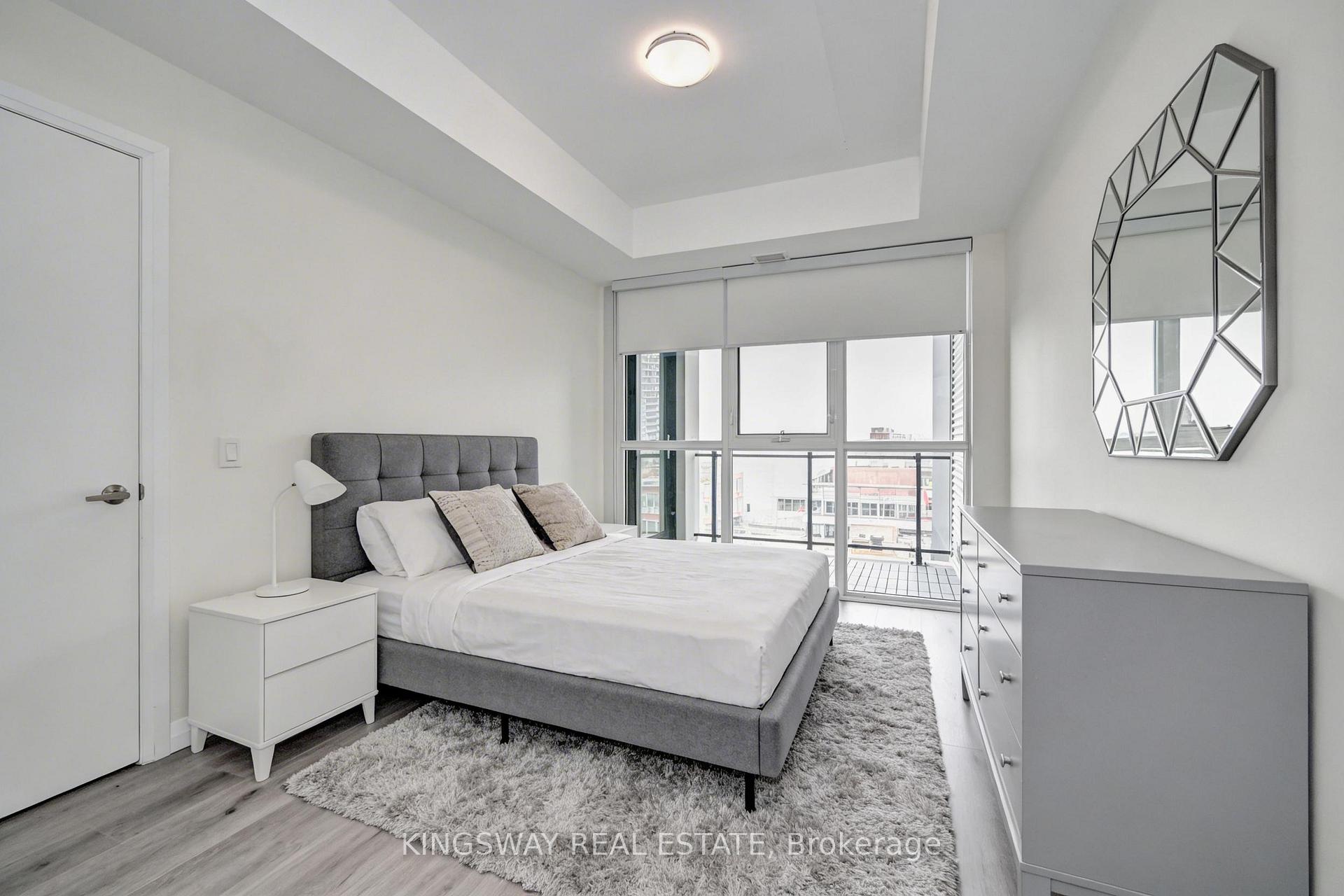 Photo 7 of Unit 801, 60 Charles Street W, Kitchener, City Commercial Core — HOMEH