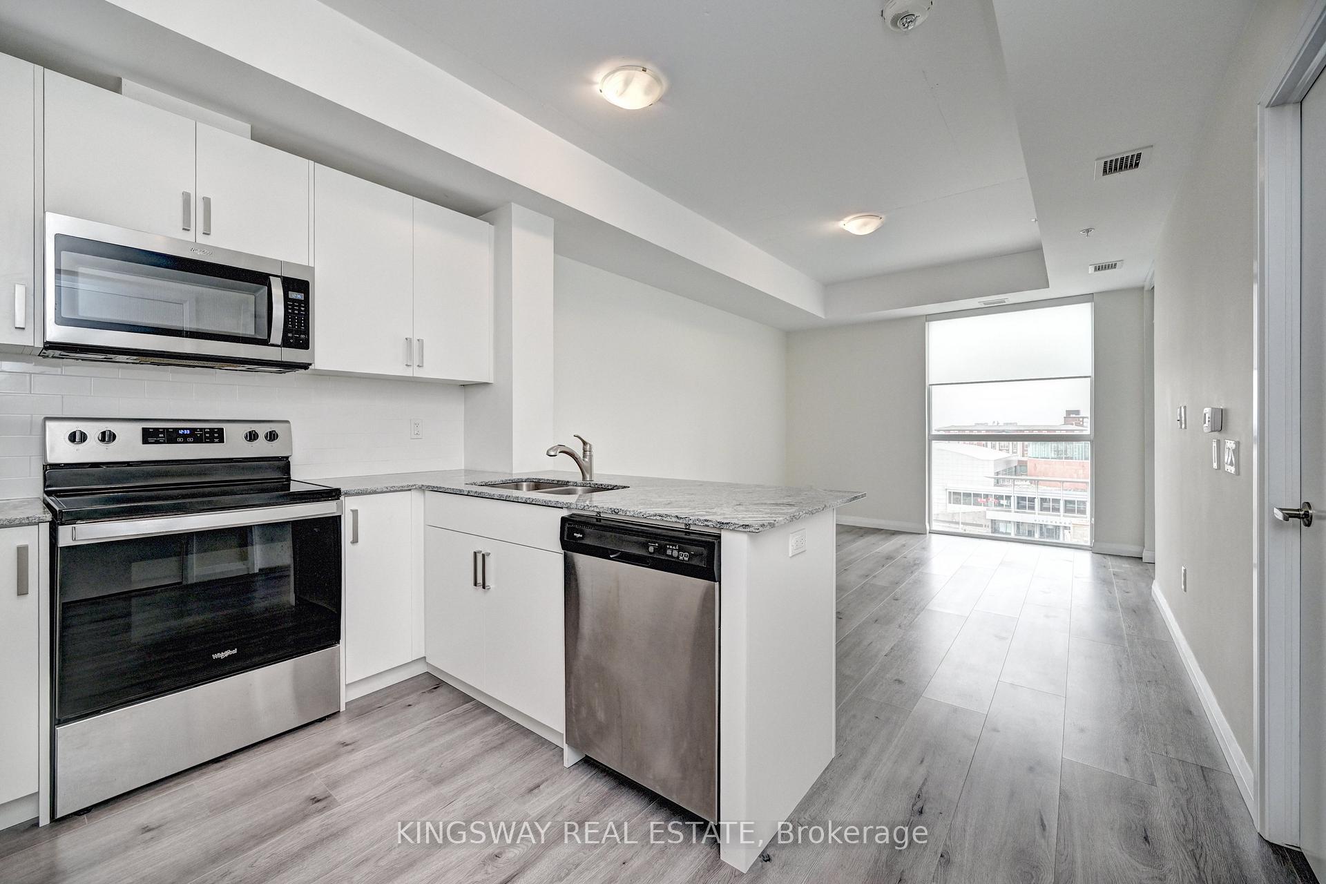 Photo 15 of Unit 801, 60 Charles Street W, Kitchener, City Commercial Core — HOMEH