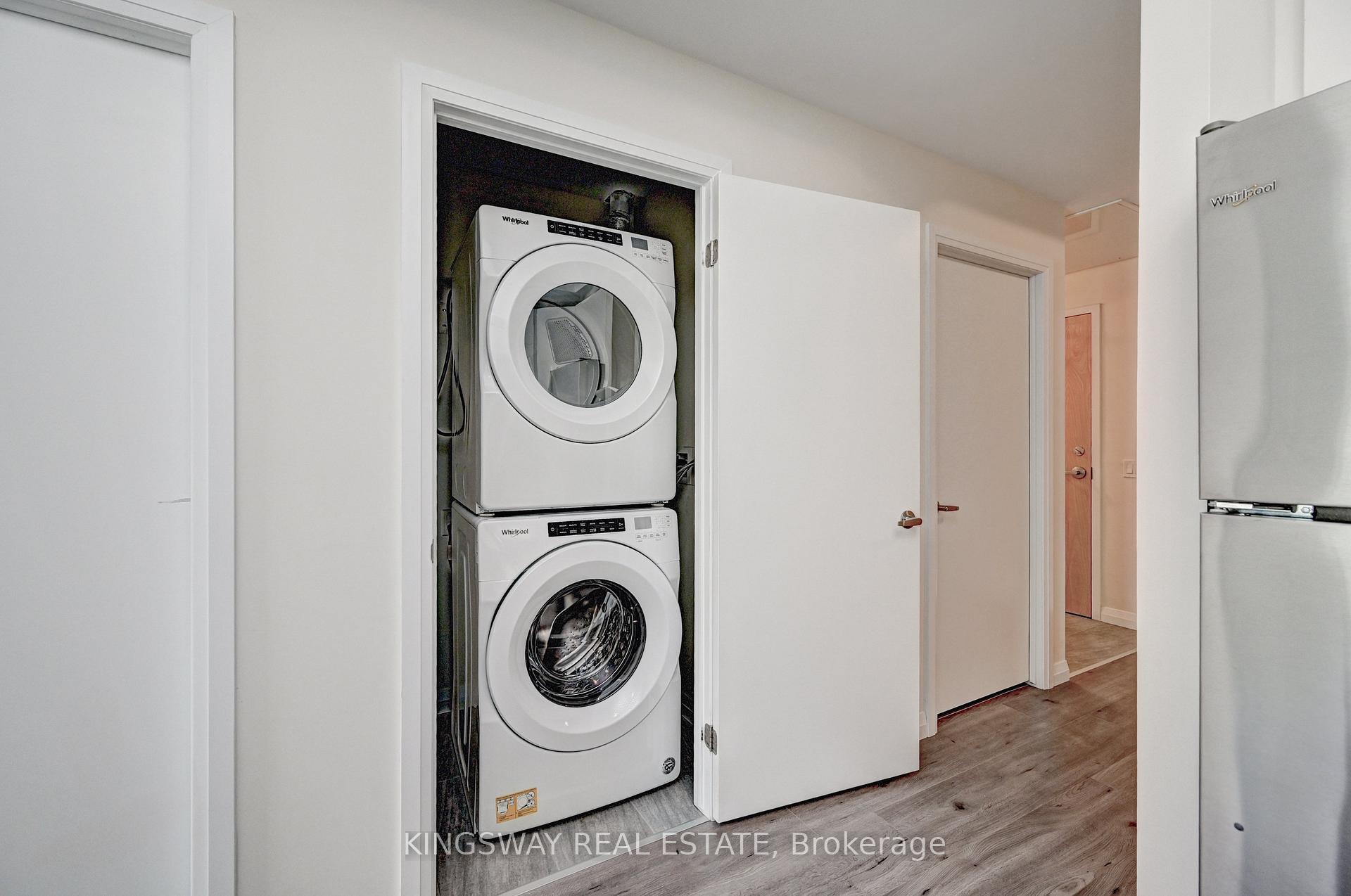Photo 17 of Unit 801, 60 Charles Street W, Kitchener, City Commercial Core — HOMEH