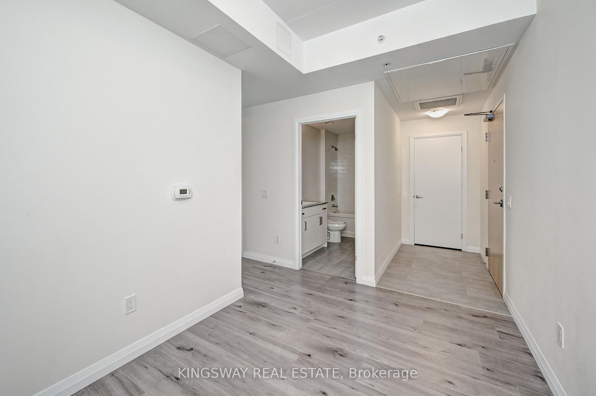 Photo 22 of Unit 801, 60 Charles Street W, Kitchener, City Commercial Core — HOMEH