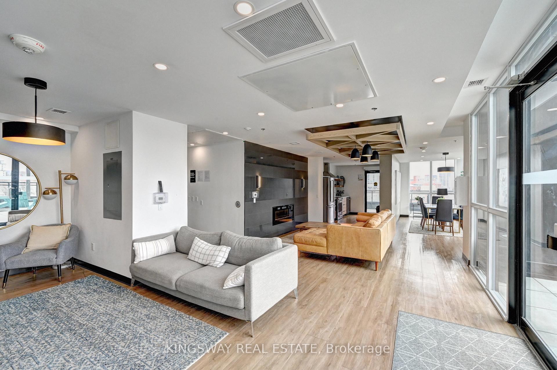 Photo 32 of Unit 801, 60 Charles Street W, Kitchener, City Commercial Core — HOMEH