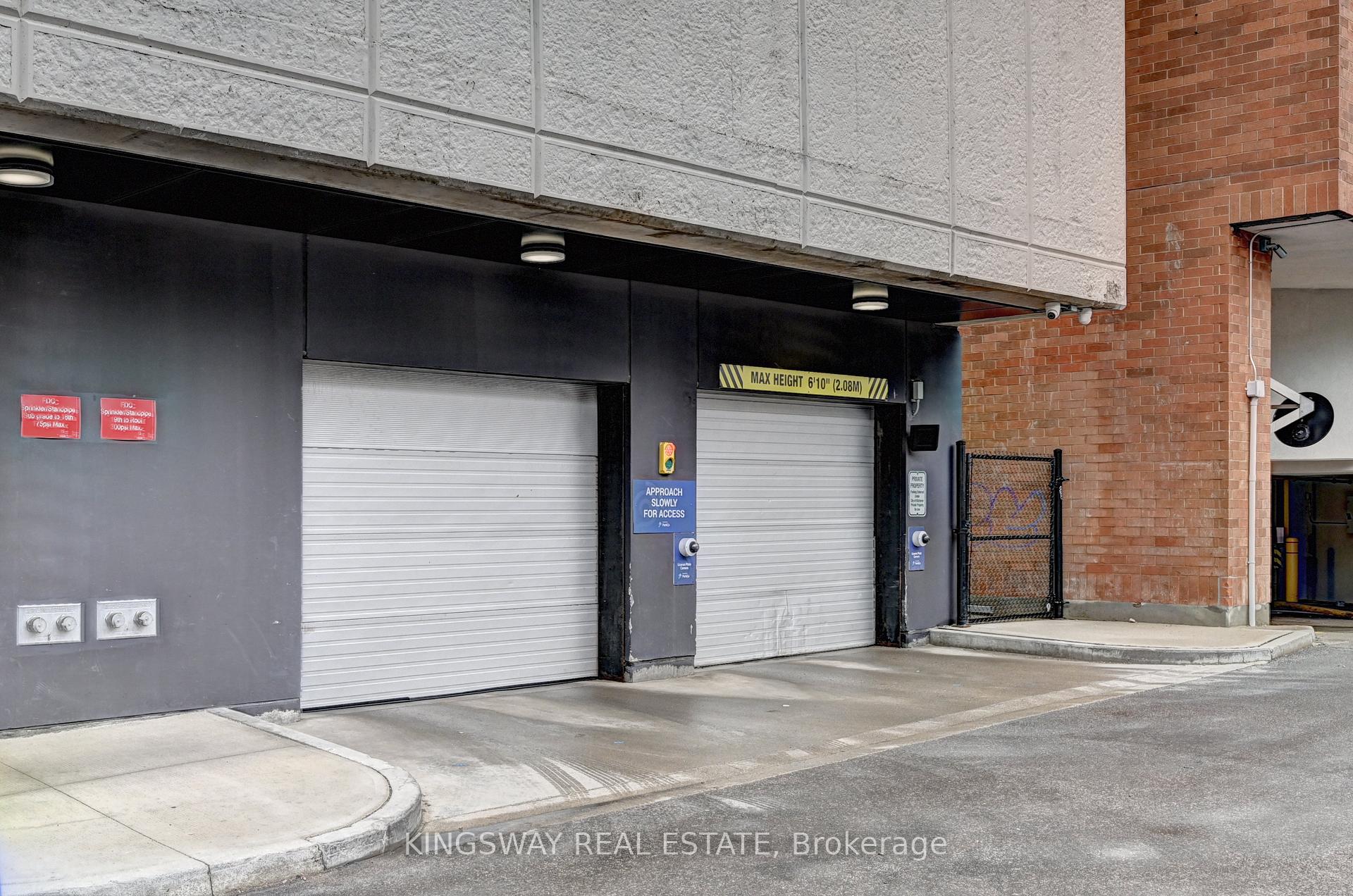 Photo 39 of Unit 801, 60 Charles Street W, Kitchener, City Commercial Core — HOMEH