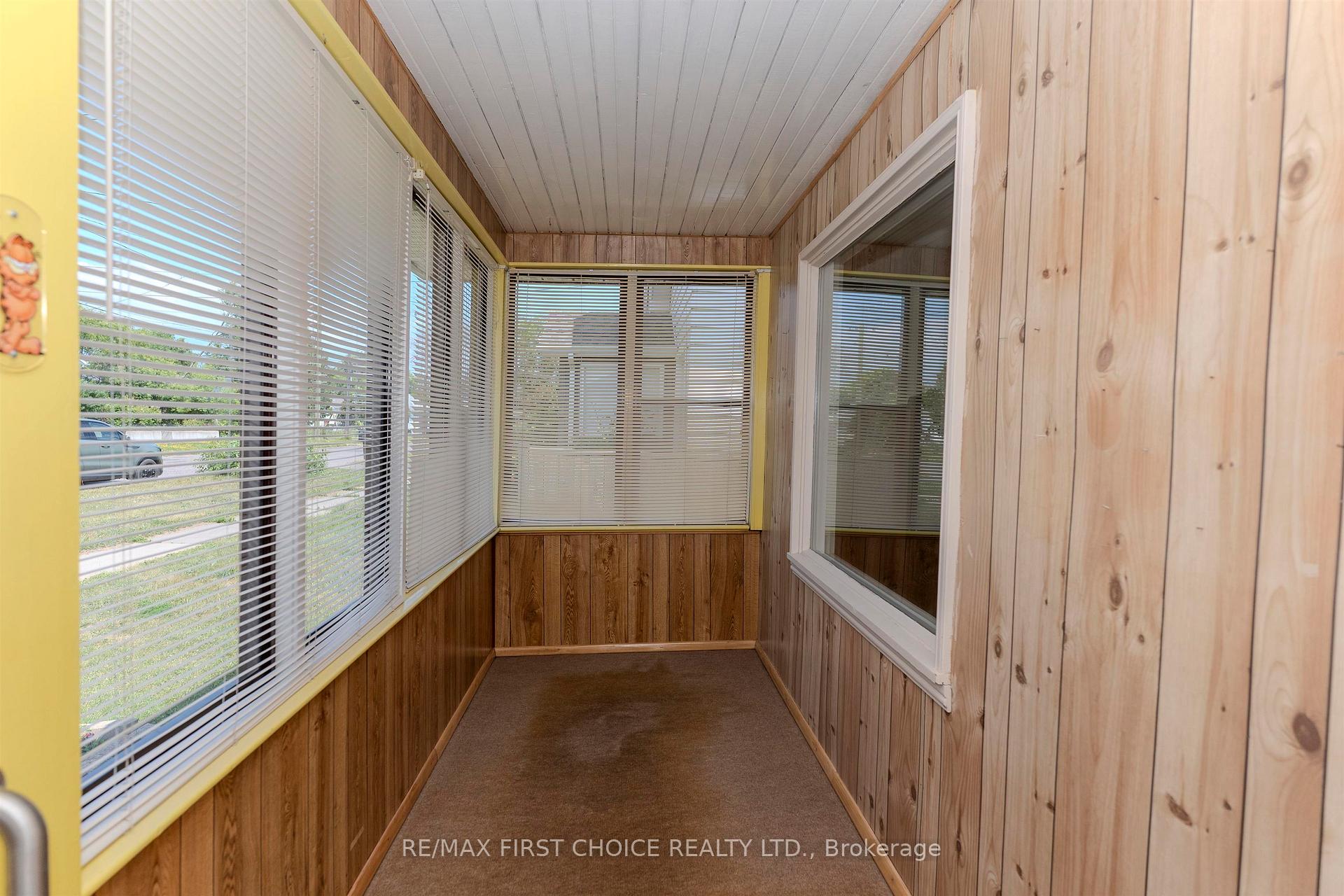 Photo 3 of 367 Markland St, Thunder Bay, Court / Cumberland — HOMEH