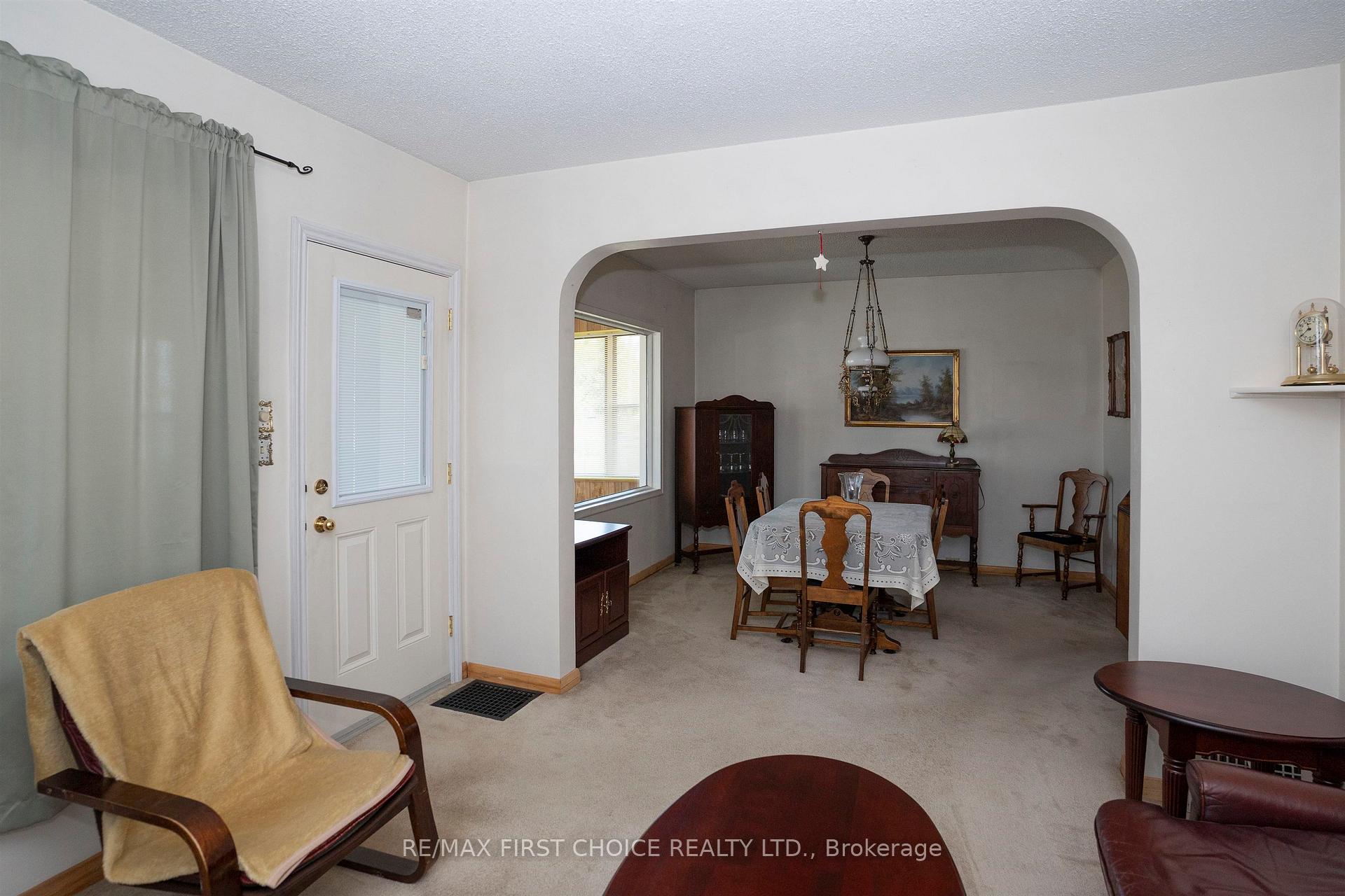 Photo 11 of 367 Markland St, Thunder Bay, Court / Cumberland — HOMEH