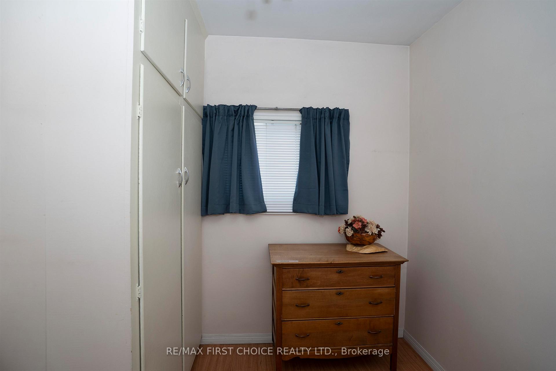 Photo 17 of 367 Markland St, Thunder Bay, Court / Cumberland — HOMEH