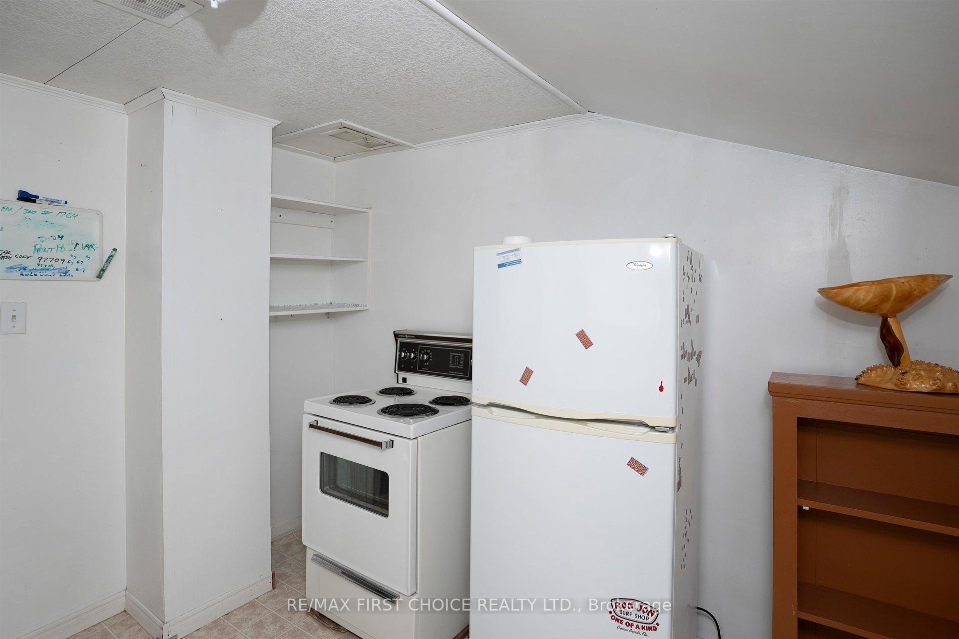 Photo 23 of 367 Markland St, Thunder Bay, Court / Cumberland — HOMEH