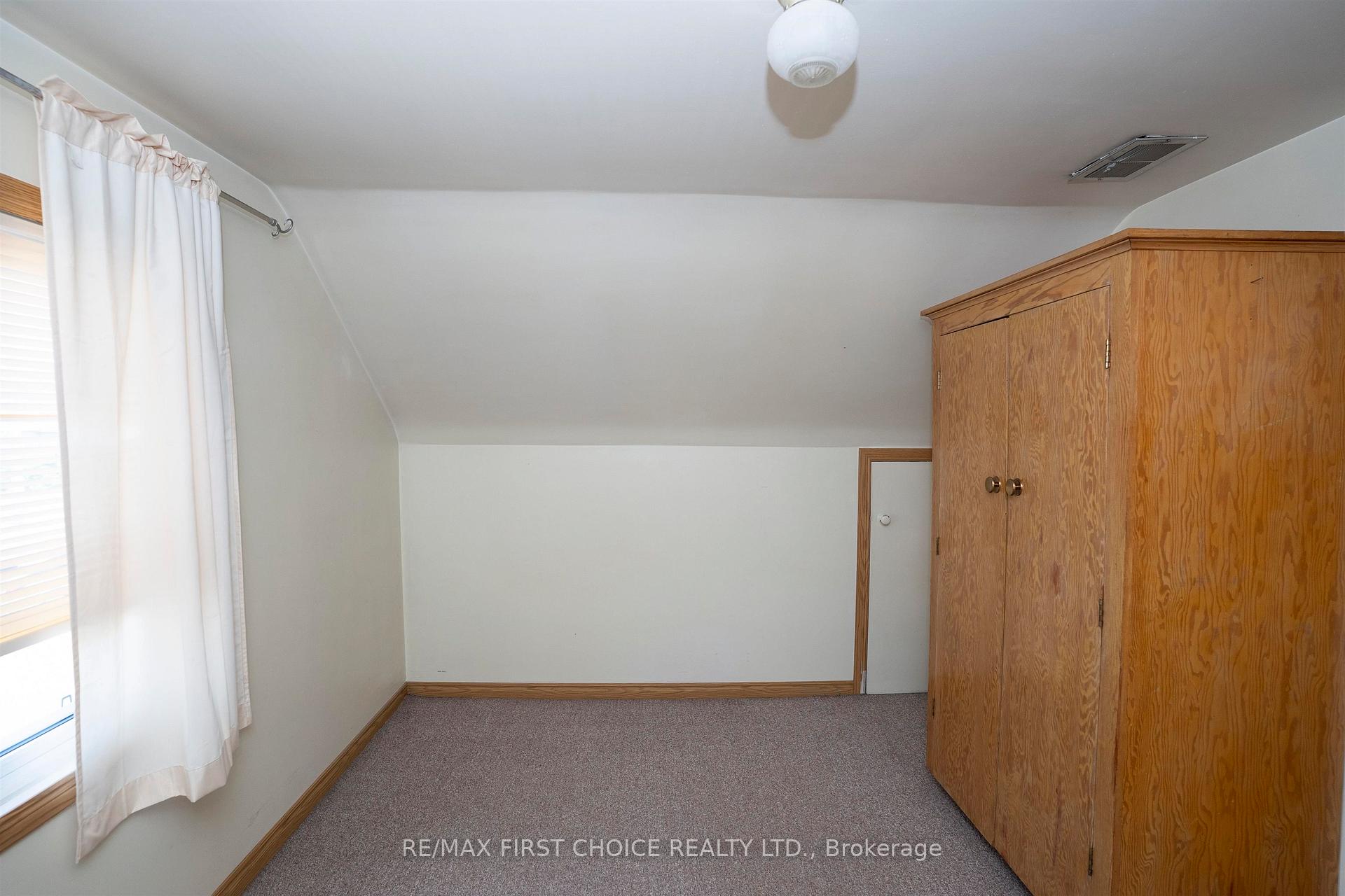 Photo 30 of 367 Markland St, Thunder Bay, Court / Cumberland — HOMEH