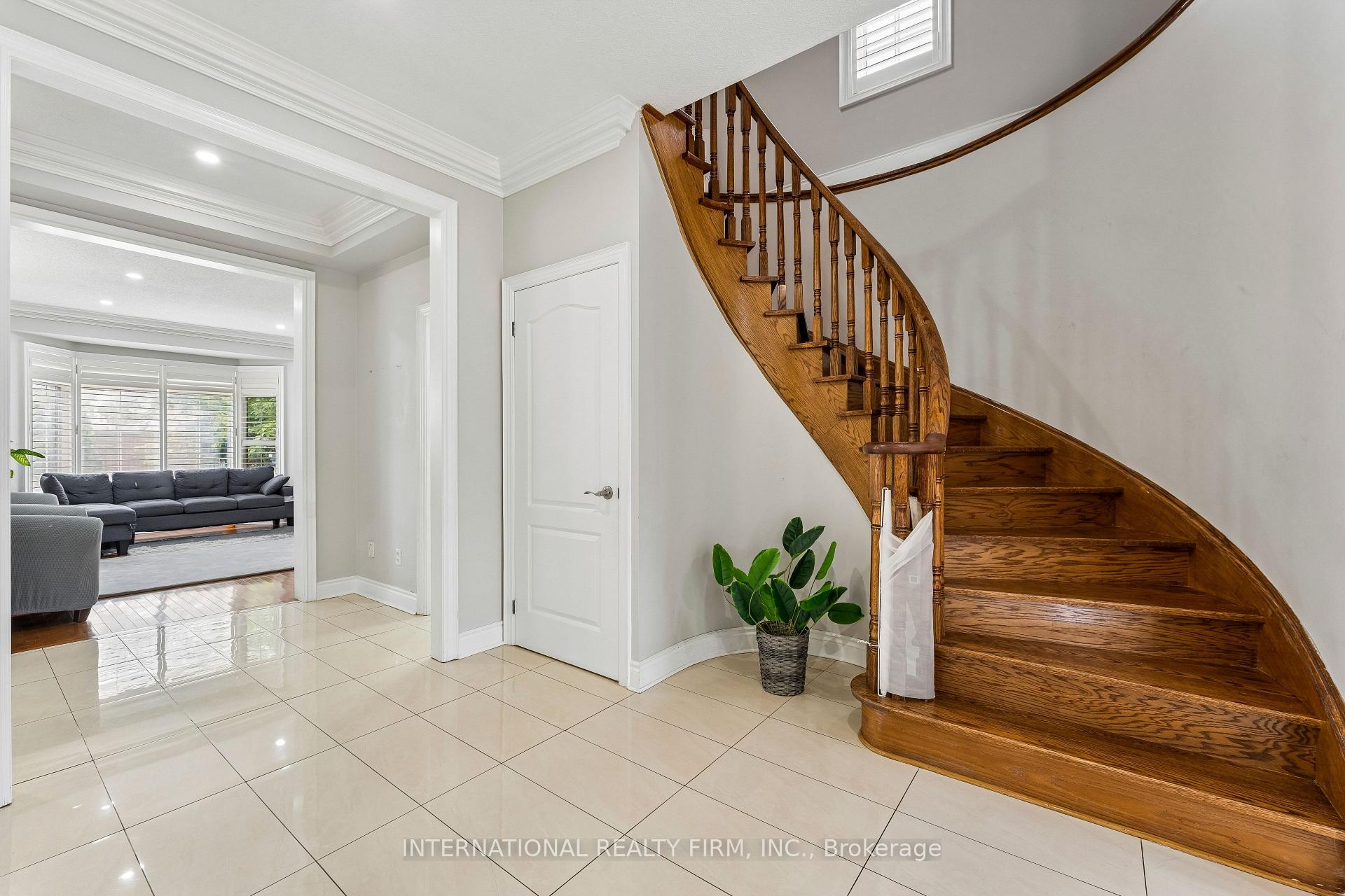 Photo 5 of 8 Redwillow Road, Brampton, Bram East — HOMEH
