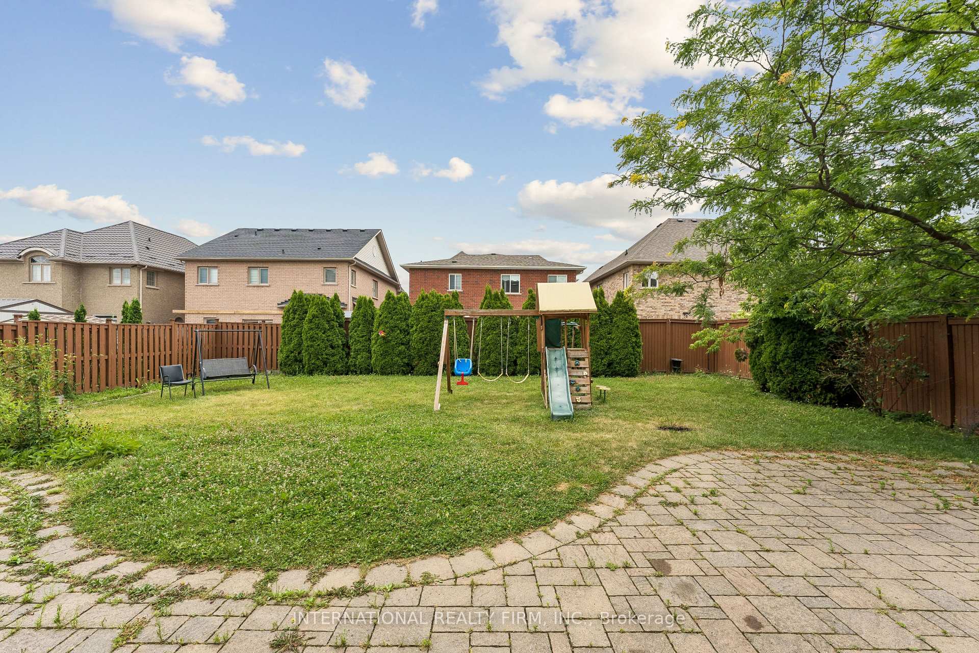 Photo 30 of 8 Redwillow Road, Brampton, Bram East — HOMEH