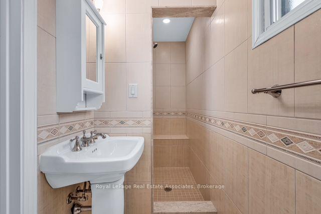 Photo 35 of 2529 Claymore Crescent, Mississauga, Erindale — HOMEH