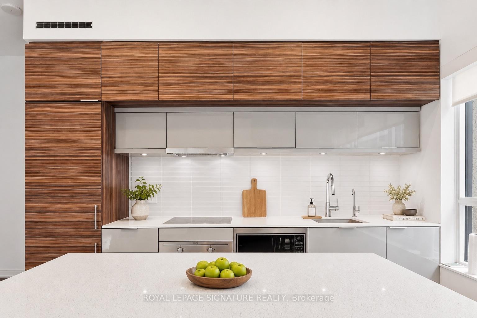 Photo 4 of Unit 1503, 88 Scott Street, Toronto, Church-Yonge Corridor — HOMEH