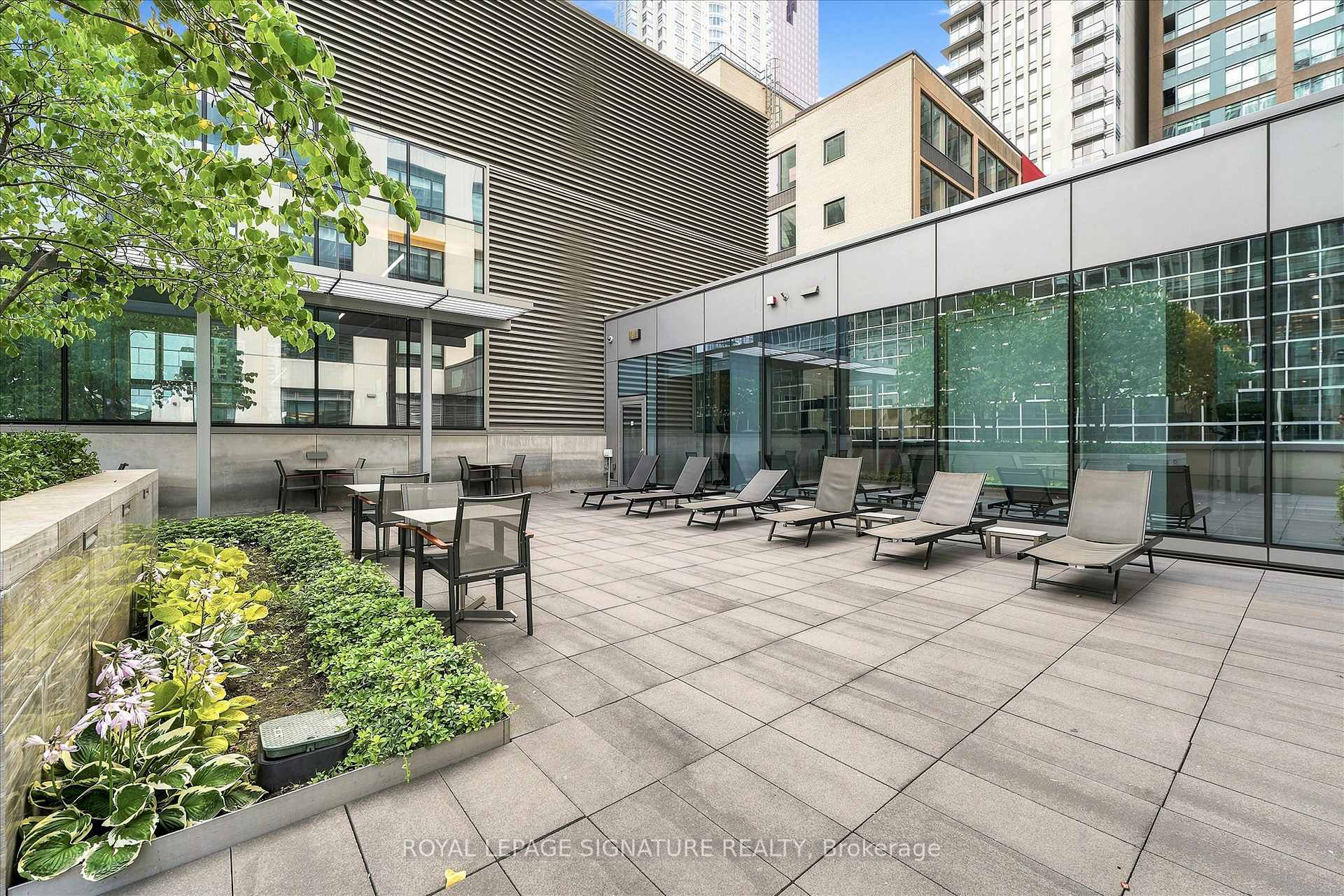 Photo 24 of Unit 1503, 88 Scott Street, Toronto, Church-Yonge Corridor — HOMEH