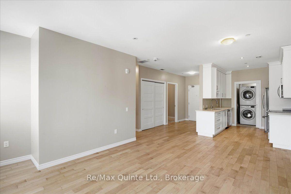 Photo 2 of Unit 2, 199 Front Street, Belleville, Belleville Ward — HOMEH