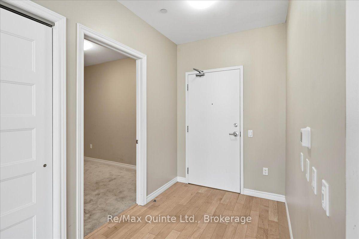 Photo 13 of Unit 2, 199 Front Street, Belleville, Belleville Ward — HOMEH