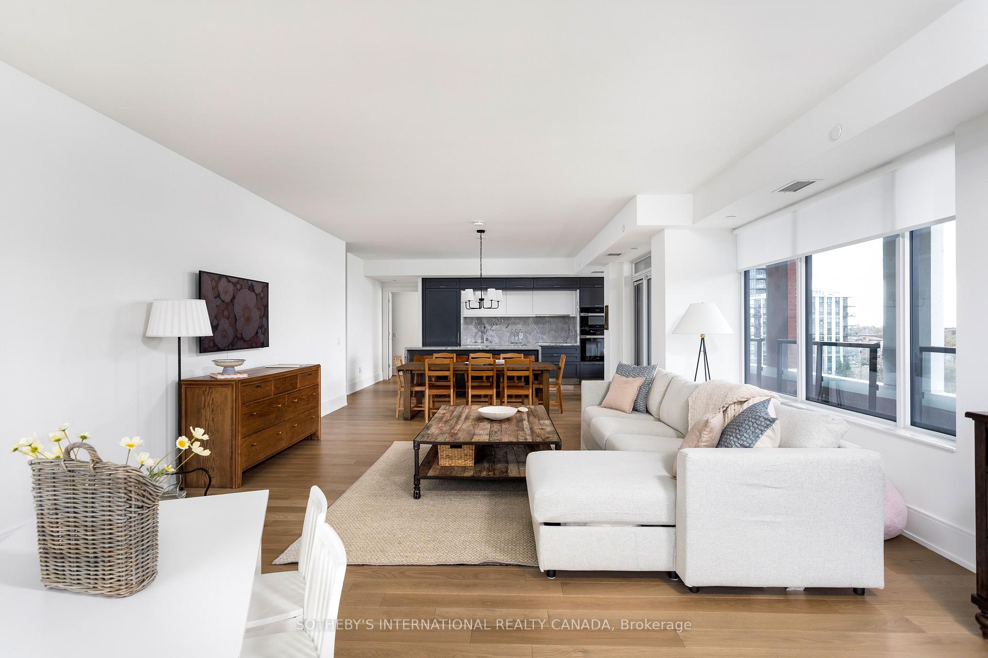 Photo 2 of Unit 609, 259 The Kingsway, Etobicoke, Kingsway South — HOMEH