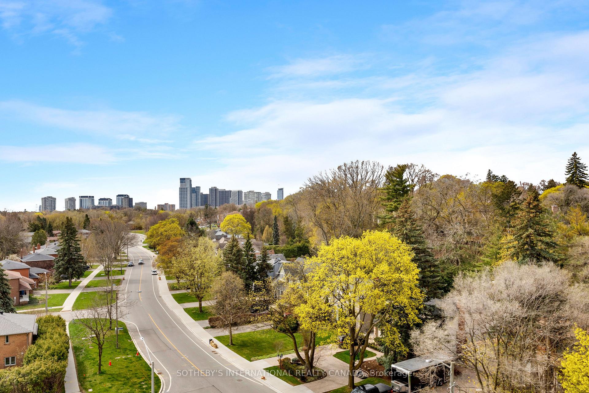 Photo 13 of Unit 609, 259 The Kingsway, Etobicoke, Kingsway South — HOMEH