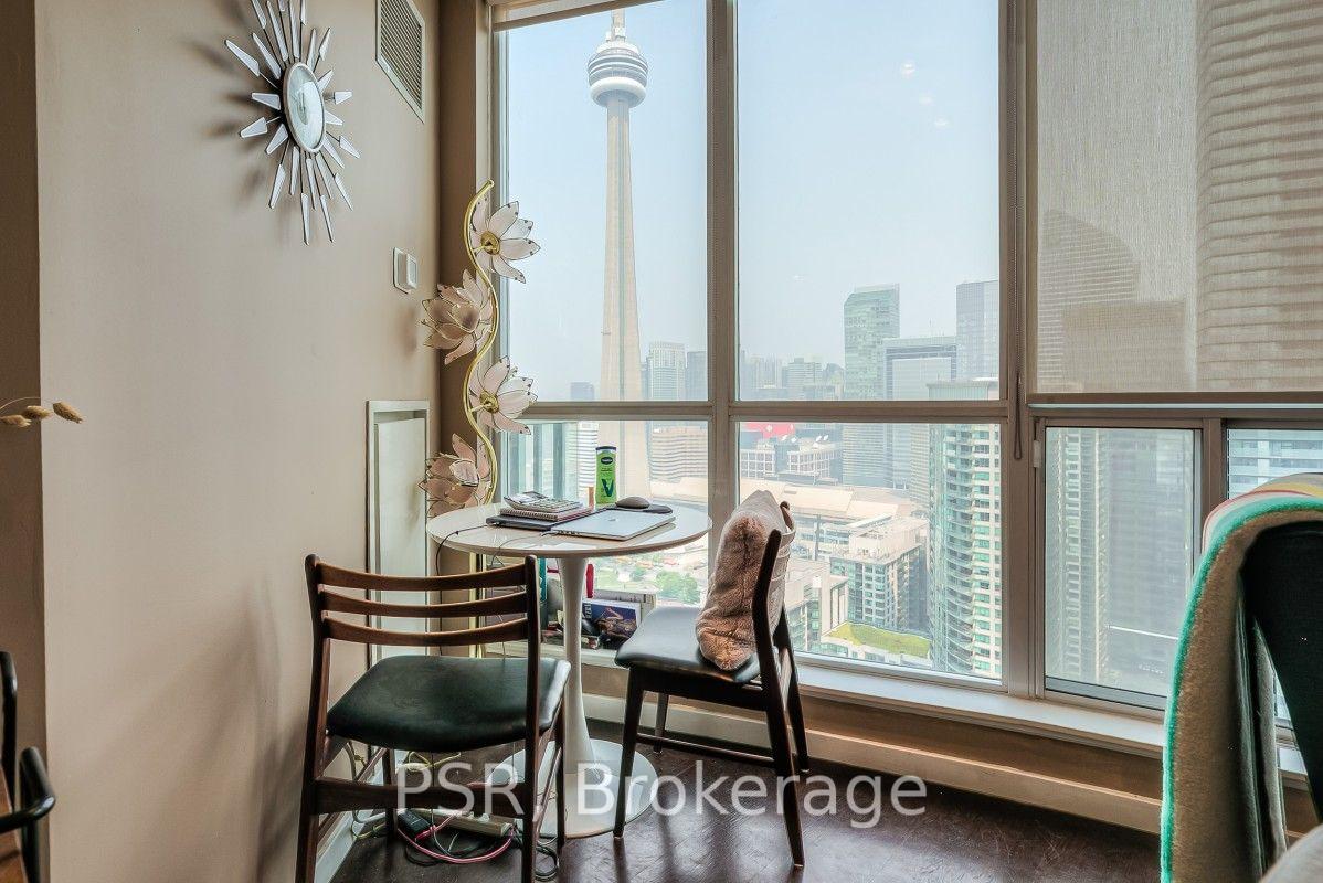 Photo 7 of Unit 13, 208 Queens Quay West, Toronto, Waterfront Communities — HOMEH