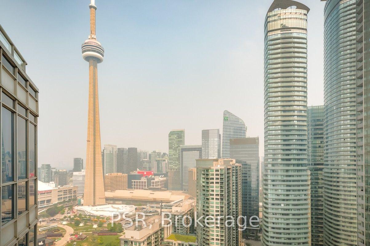 Photo 16 of Unit 13, 208 Queens Quay West, Toronto, Waterfront Communities — HOMEH
