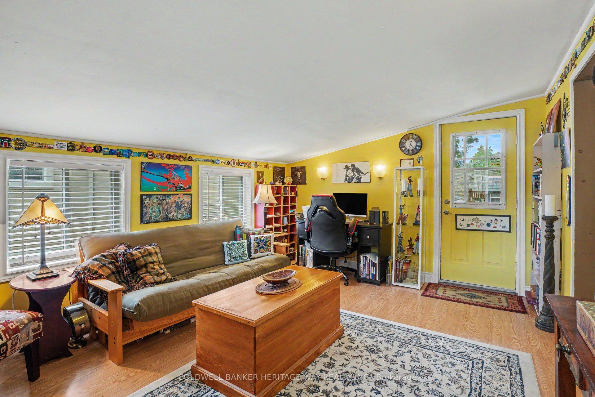 Photo 5 of 11 Oakwood Street, Beckwith, Beckwith Twp — HOMEH
