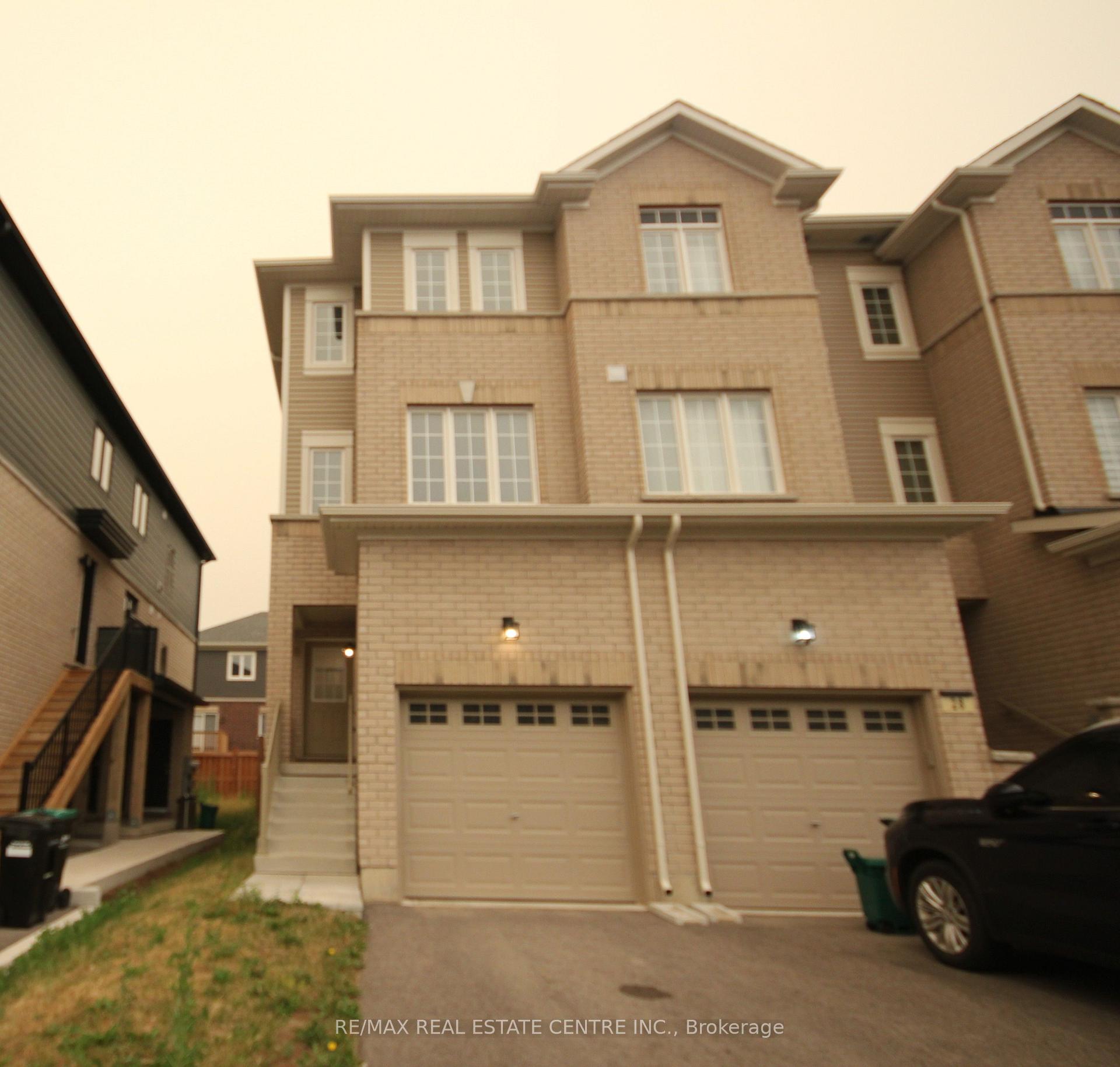 Photo 2 of 30 Wagon Lane, Barrie, Rural Barrie Southeast — HOMEH