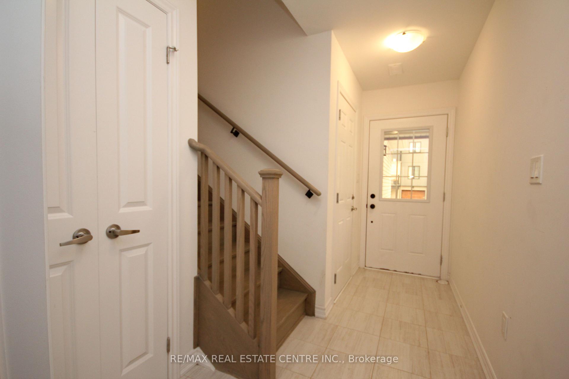 Photo 9 of 30 Wagon Lane, Barrie, Rural Barrie Southeast — HOMEH