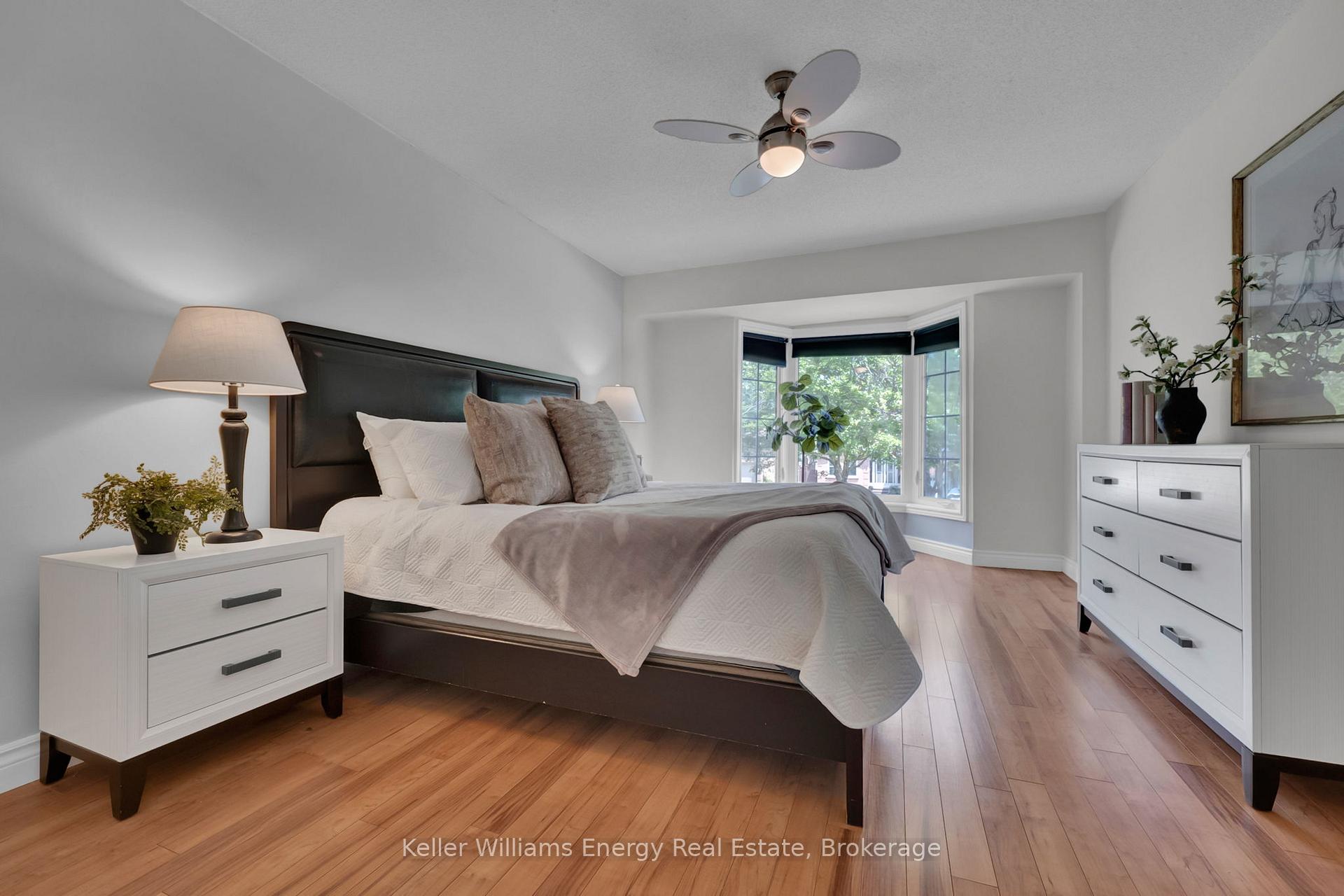 Photo 12 of 25 Fieldview Crescent, Whitby, Blue Grass Meadows — HOMEH