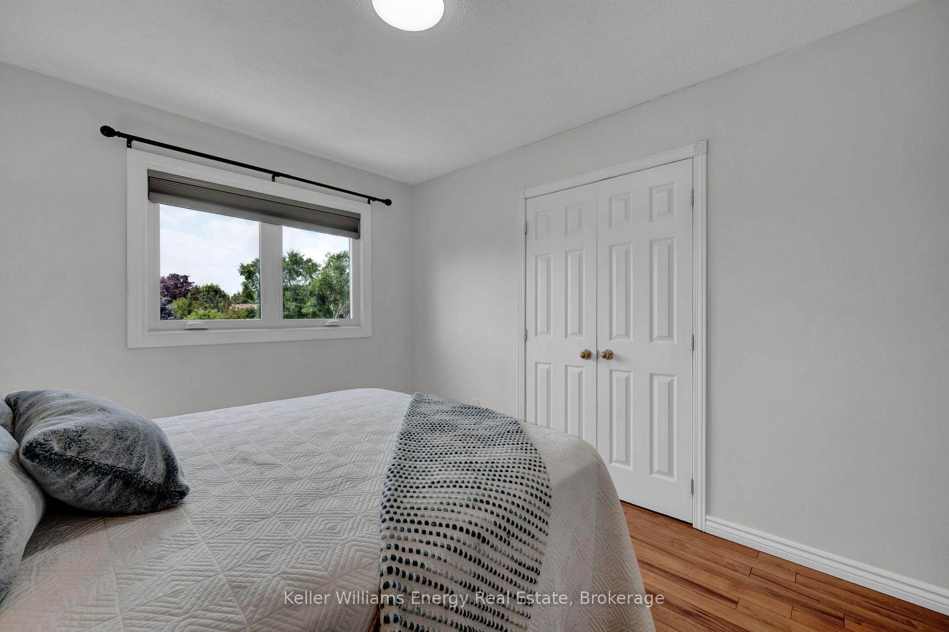 Photo 18 of 25 Fieldview Crescent, Whitby, Blue Grass Meadows — HOMEH