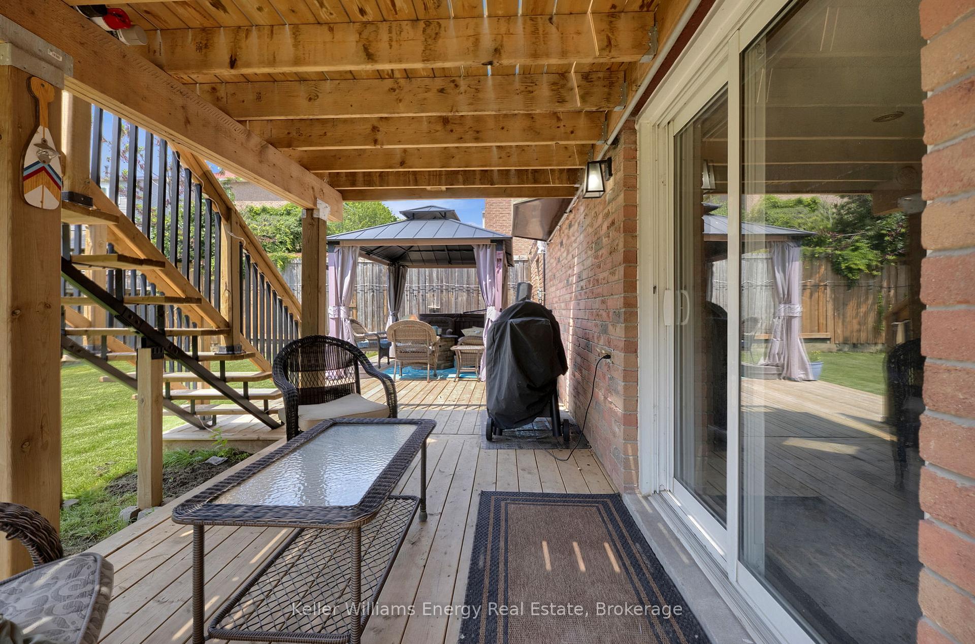 Photo 35 of 25 Fieldview Crescent, Whitby, Blue Grass Meadows — HOMEH