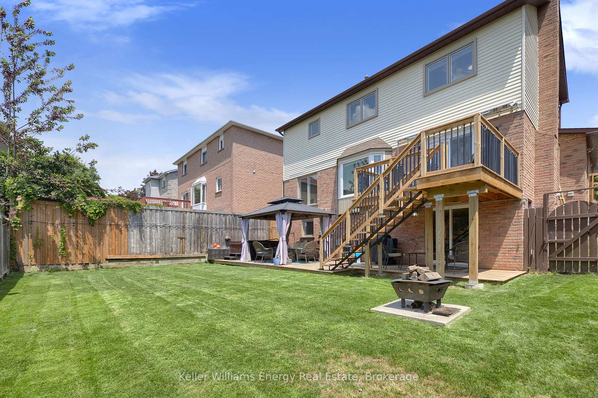 Photo 36 of 25 Fieldview Crescent, Whitby, Blue Grass Meadows — HOMEH