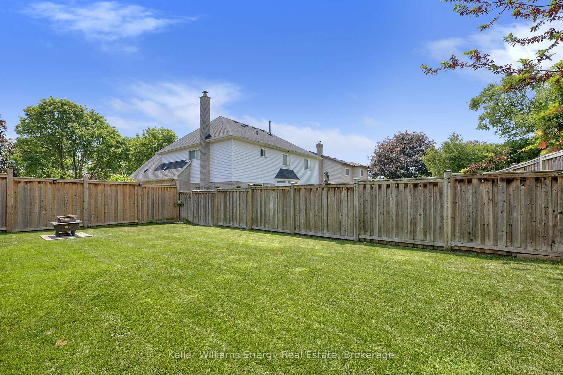 Photo 38 of 25 Fieldview Crescent, Whitby, Blue Grass Meadows — HOMEH