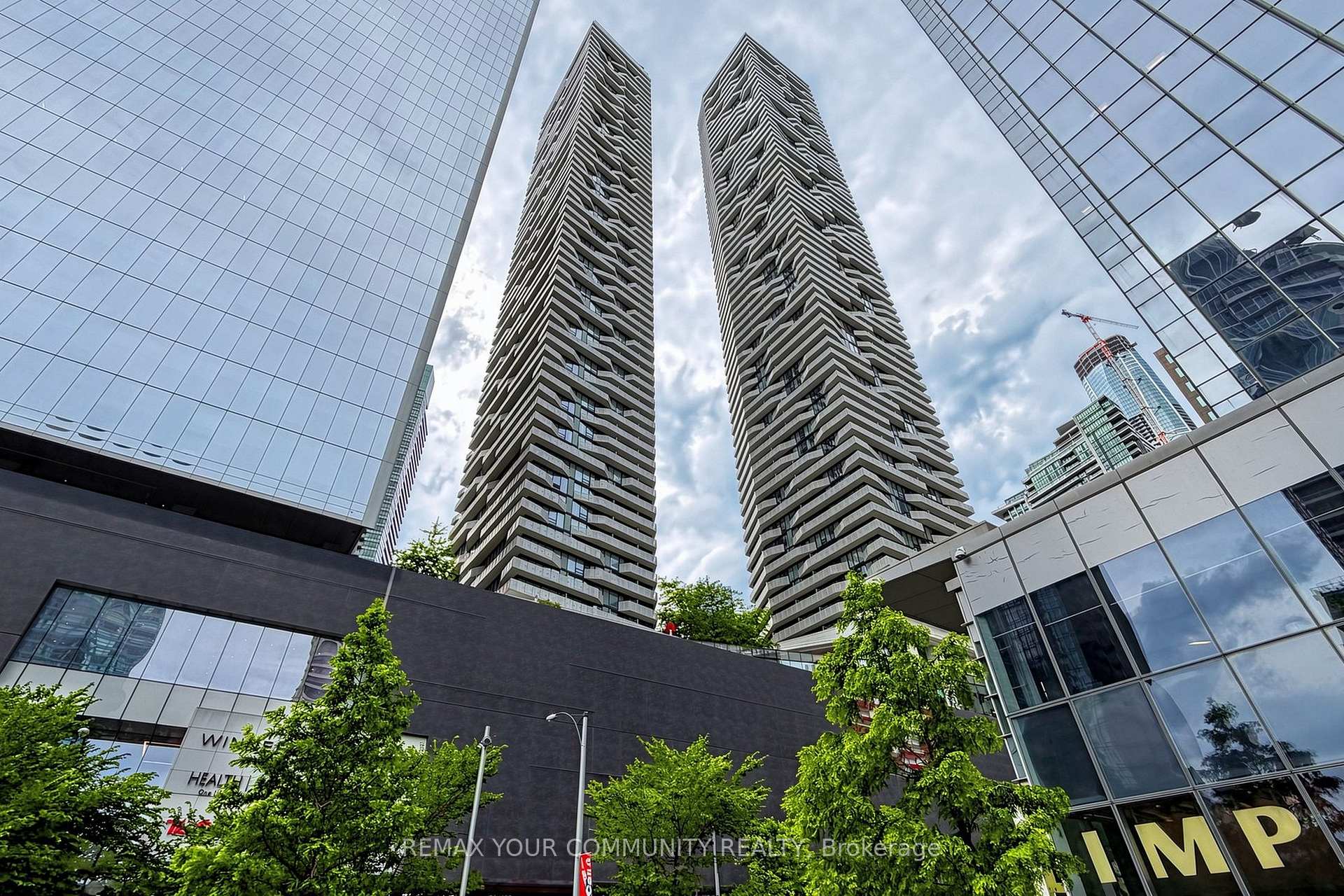 Photo 44 of Unit 3702, 88 Harbour Street, Toronto, Waterfront Communities — HOMEH