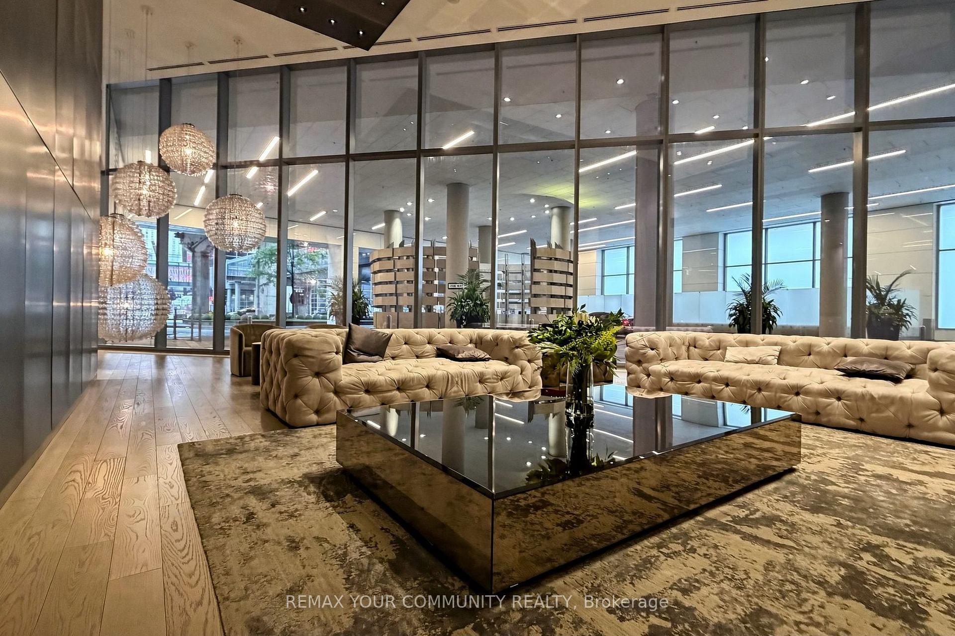 Photo 11 of Unit 3702, 88 Harbour Street, Toronto, Waterfront Communities — HOMEH
