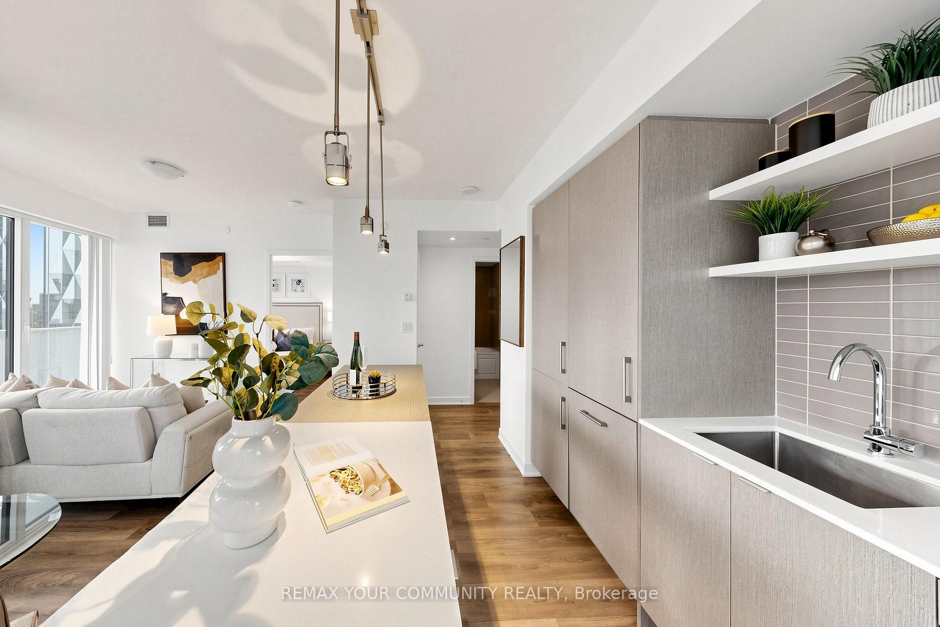 Photo 18 of Unit 3702, 88 Harbour Street, Toronto, Waterfront Communities — HOMEH