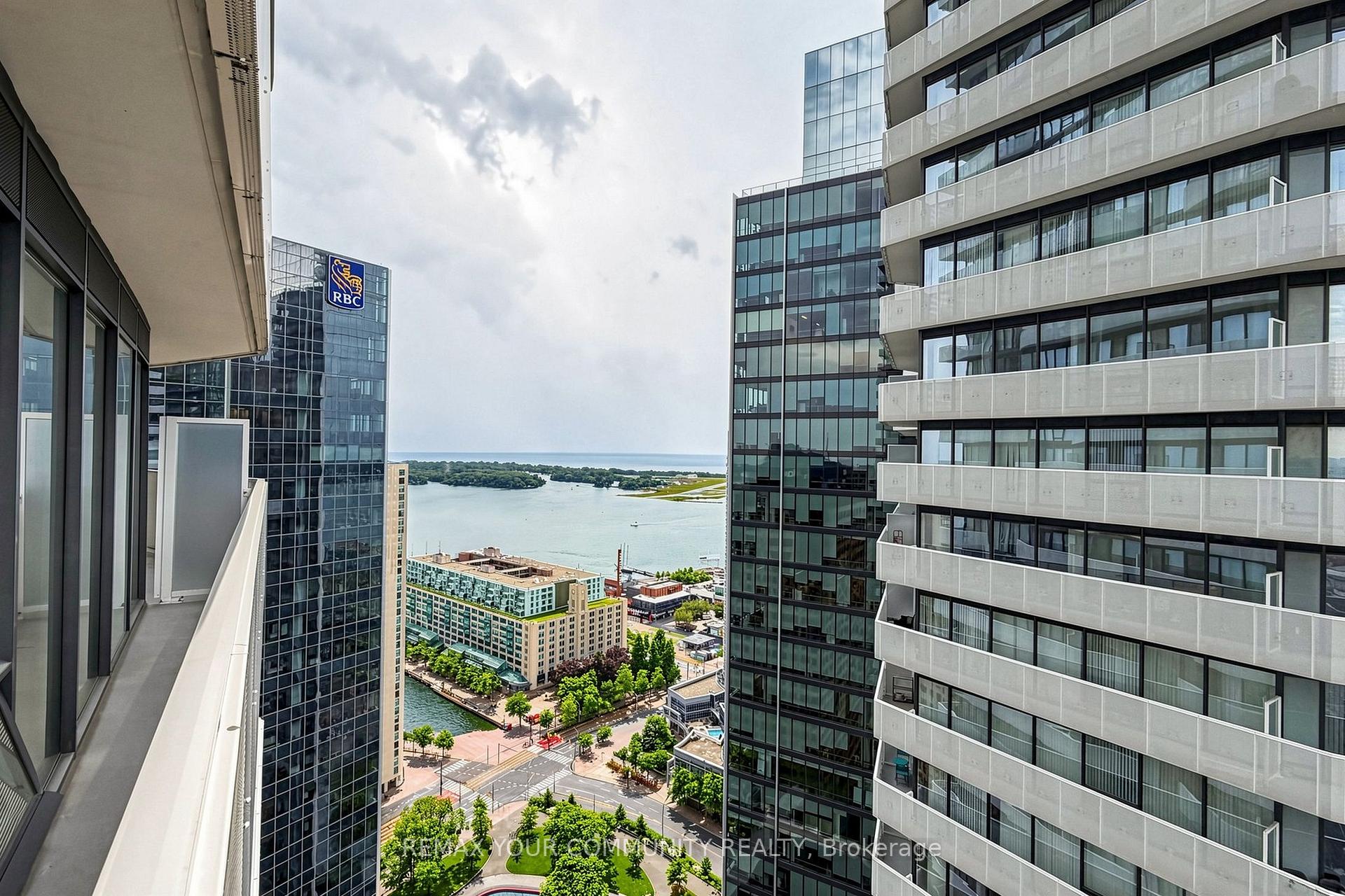Photo 38 of Unit 3702, 88 Harbour Street, Toronto, Waterfront Communities — HOMEH