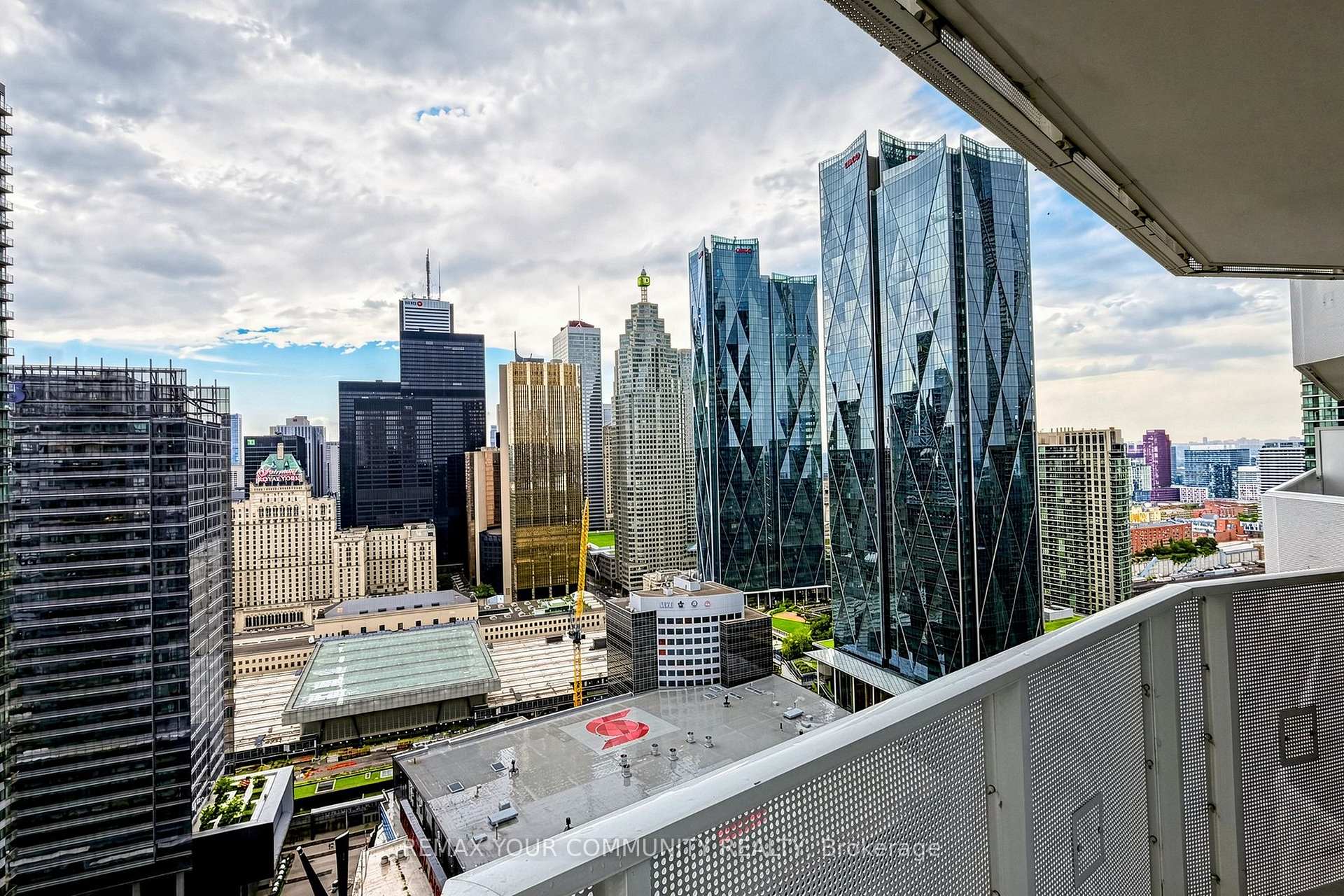 Photo 39 of Unit 3702, 88 Harbour Street, Toronto, Waterfront Communities — HOMEH