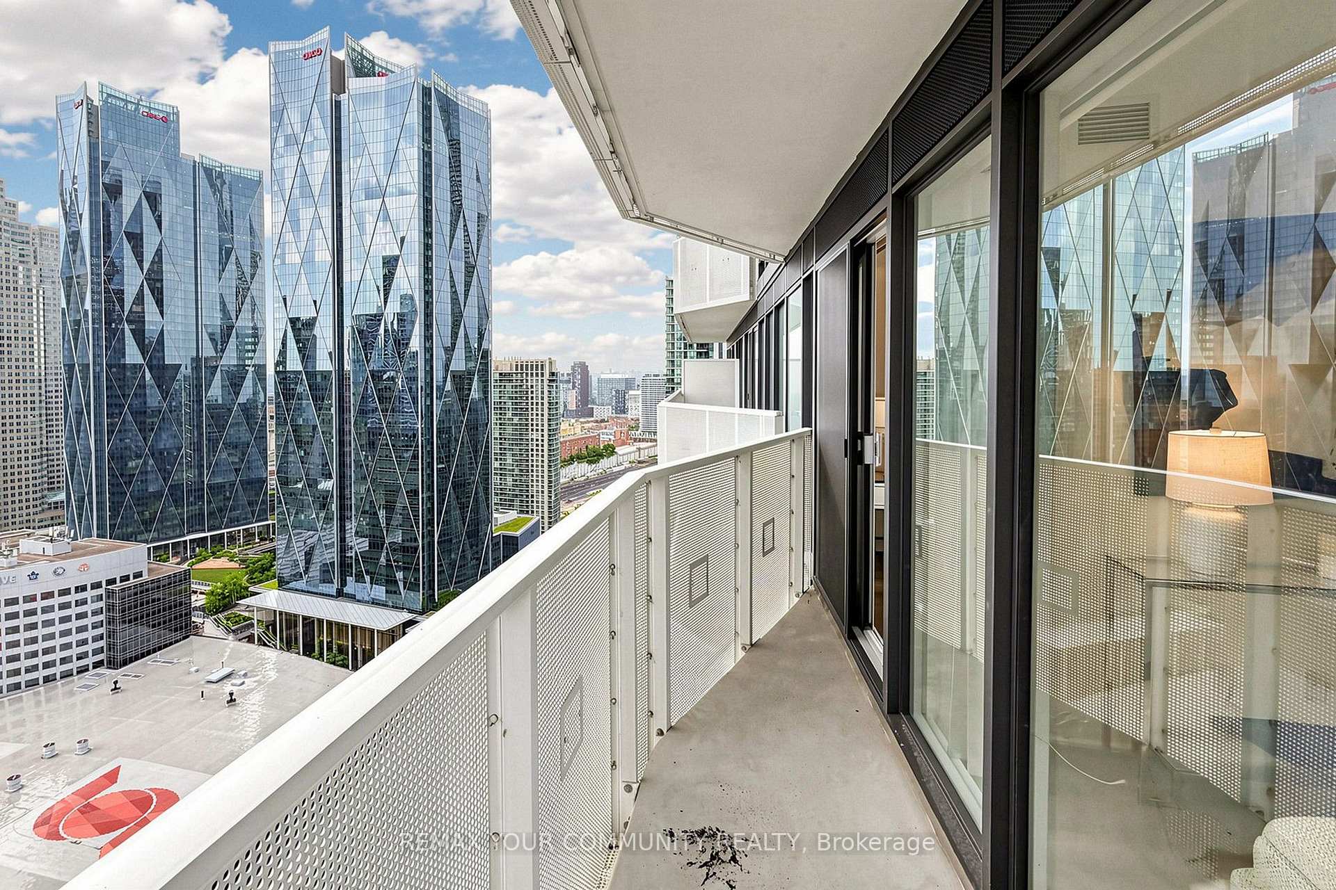 Photo 41 of Unit 3702, 88 Harbour Street, Toronto, Waterfront Communities — HOMEH