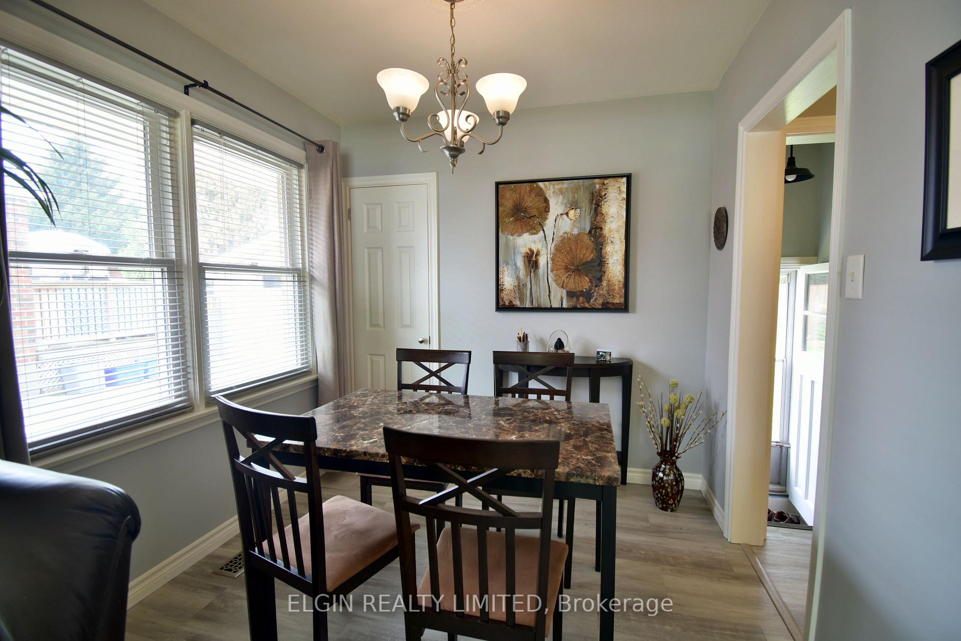 Photo 8 of 174 Elm Street, St. Thomas — HOMEH